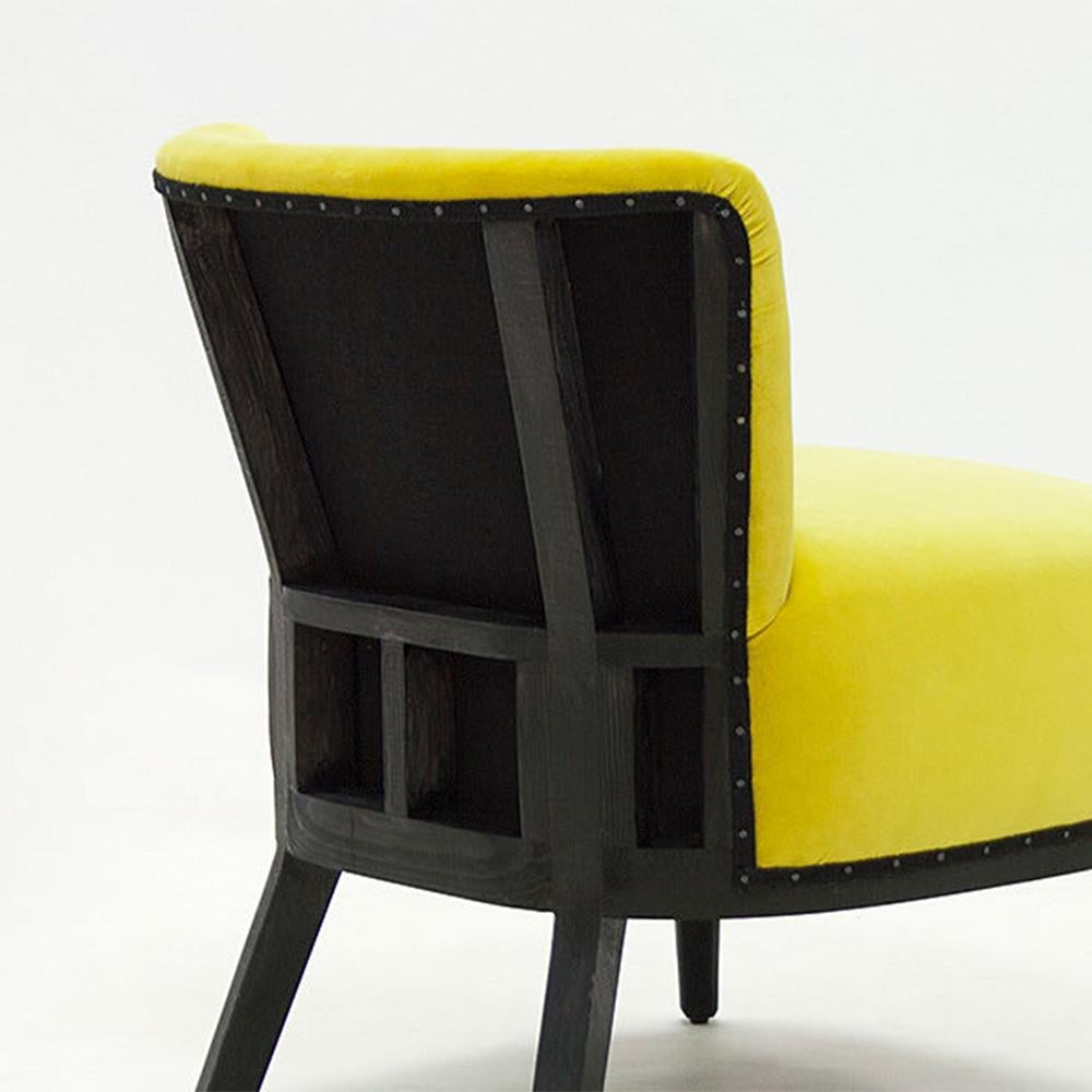Yellow Black Chair In New Condition For Sale In Paris, FR
