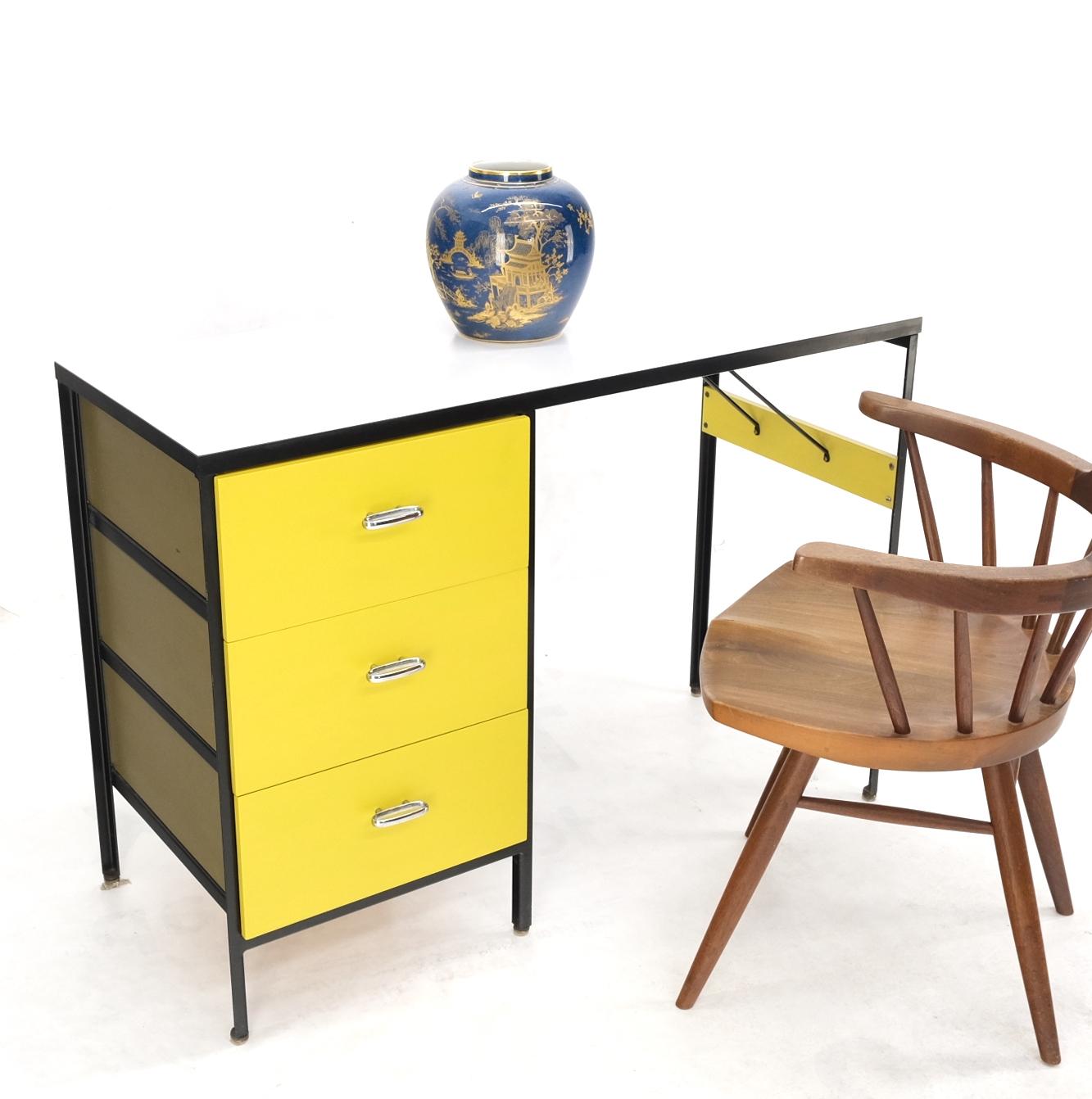 Yellow & black steel frame desk Model 4111 by George Nelson Herman Miller Mint.