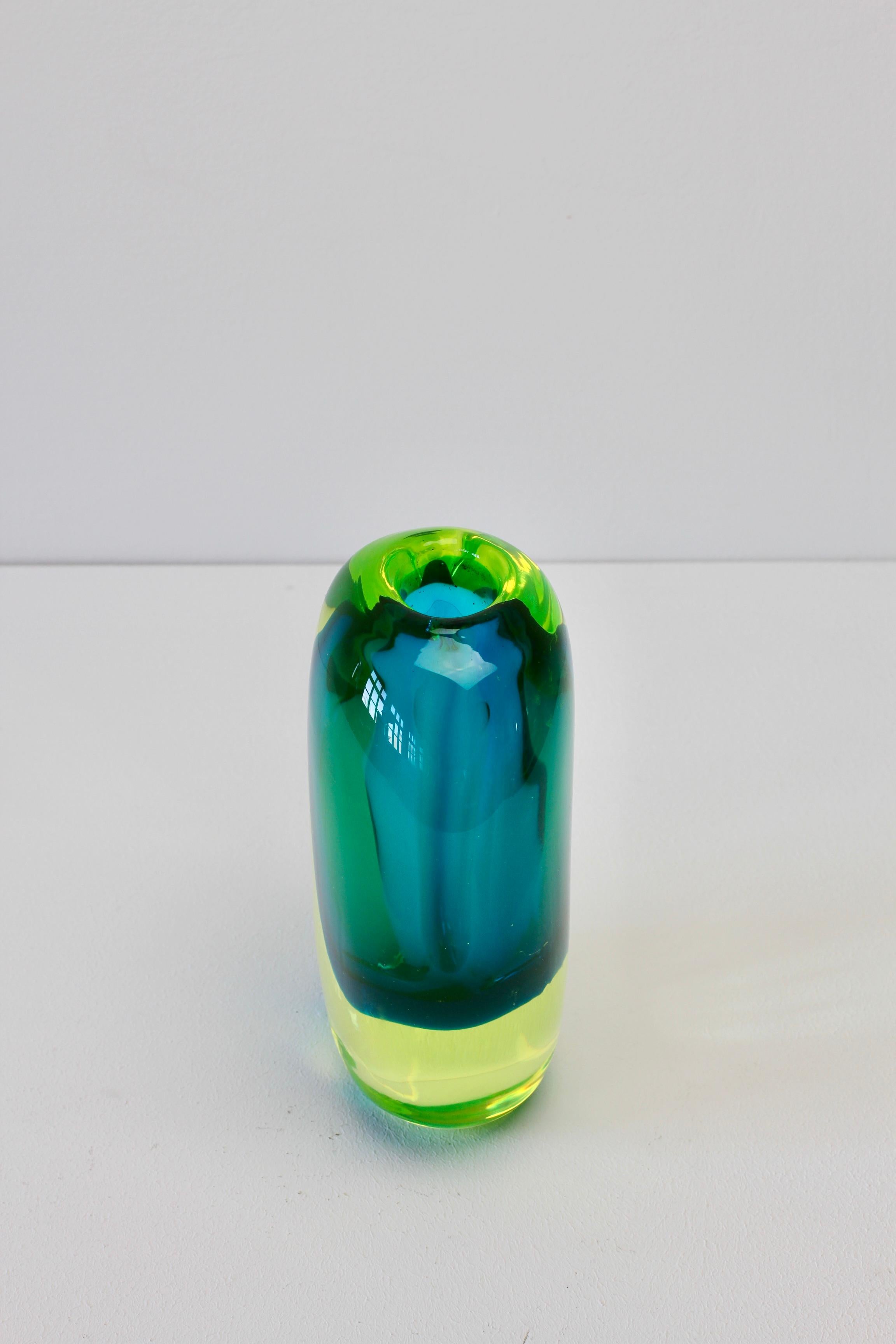 Yellow & Blue Italian Murano Sommerso Glass Vase c. 1970s Cenedese 'Attributed' 6