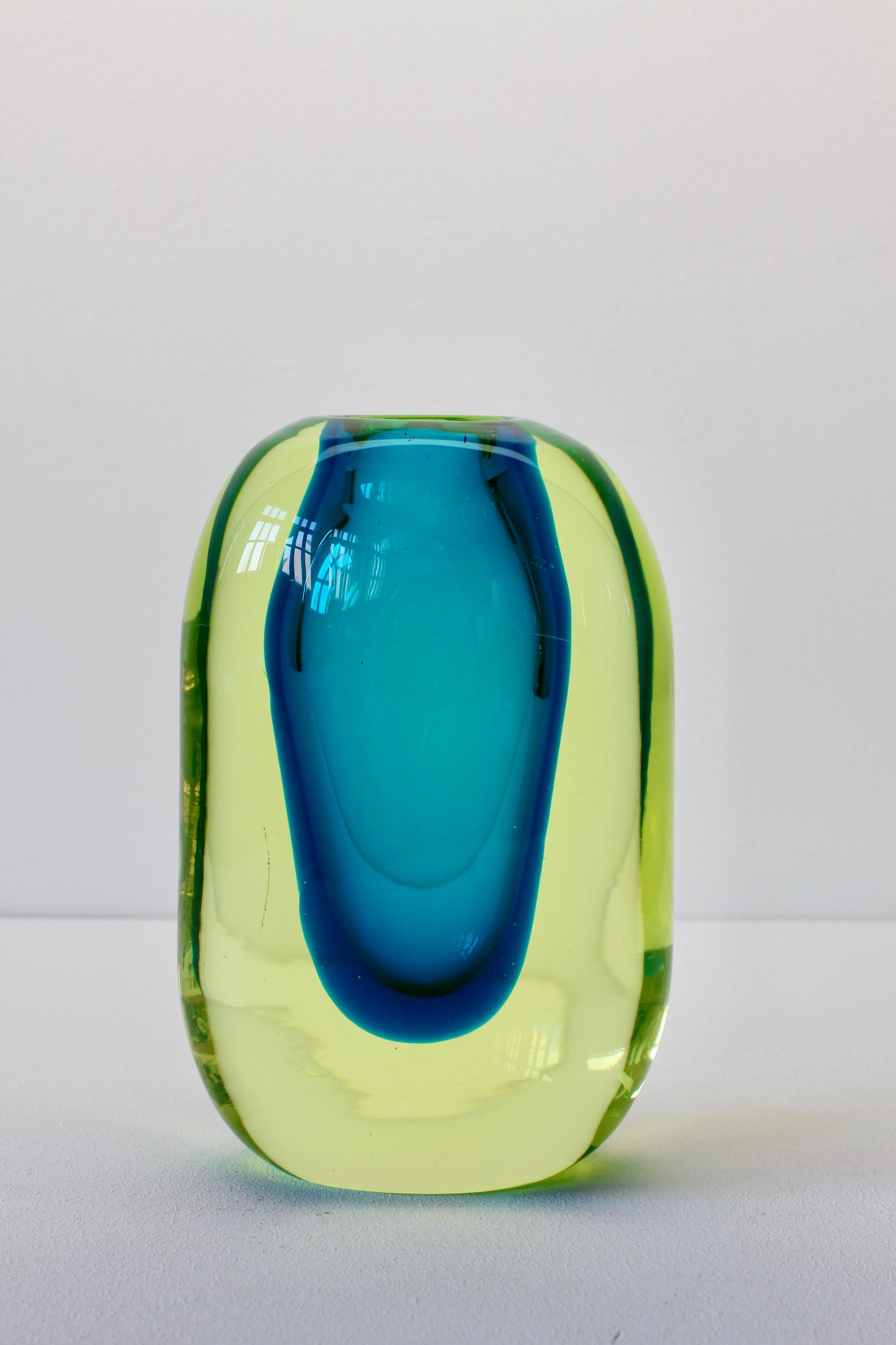 Yellow & Blue Italian Murano Sommerso Glass Vase c. 1970s Cenedese 'Attributed' 2