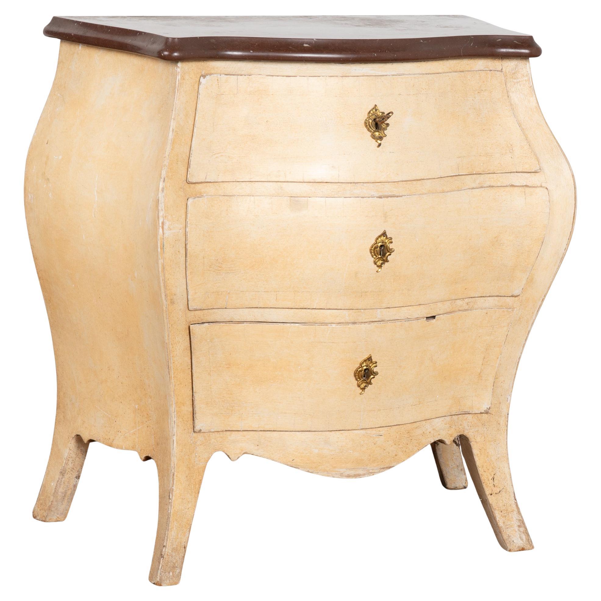 Cassettone Bombay giallo con piano in marmo, Svezia, 1890 circa