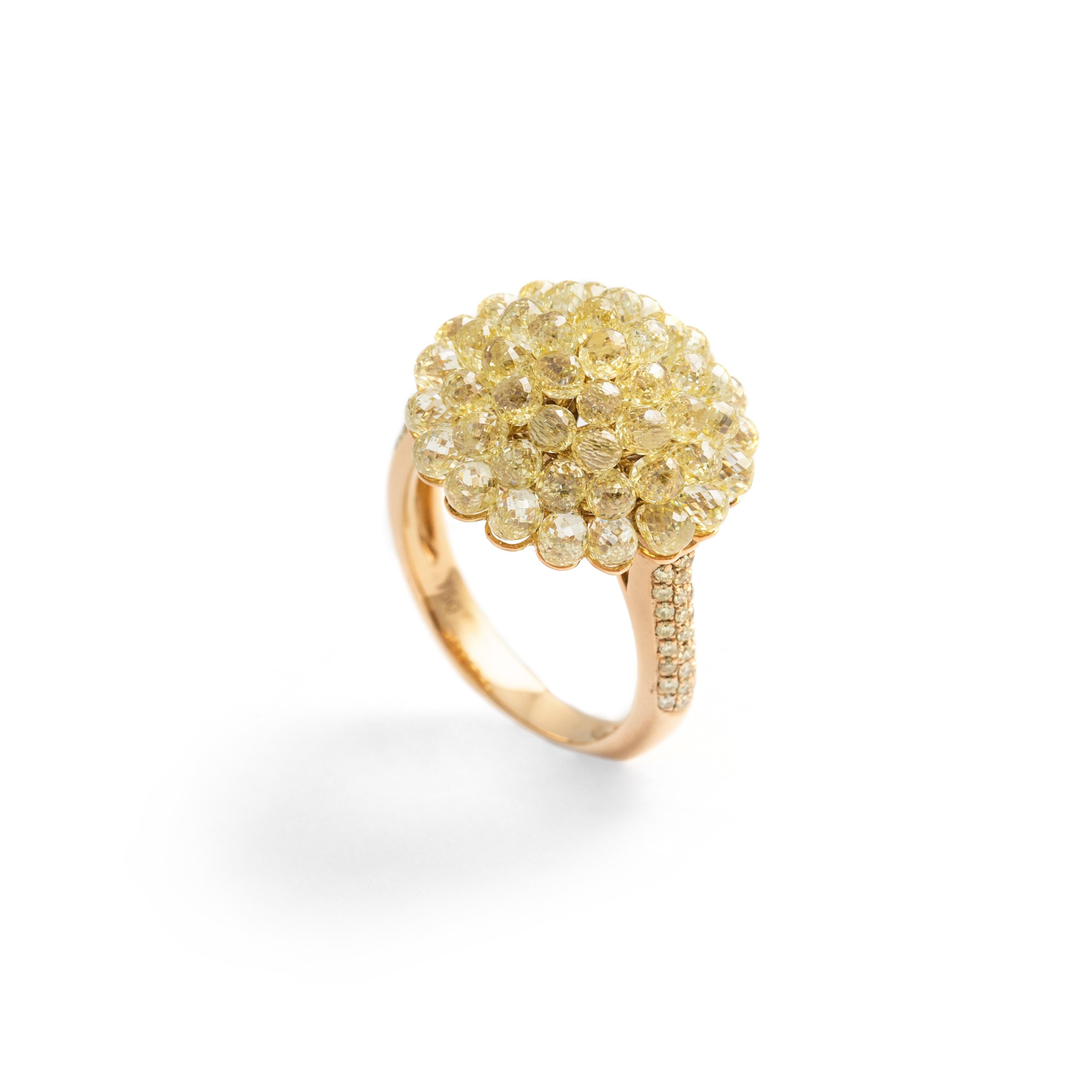Ring in yellow gold 18K with briolette cut and round cut yellow color diamond 9.05 carat, estimated Si1 clarity.
Size: 7.25
Dimensions: approx. 1.70 x 1.70 centimeters
Total gross weight: 7.39 grams.