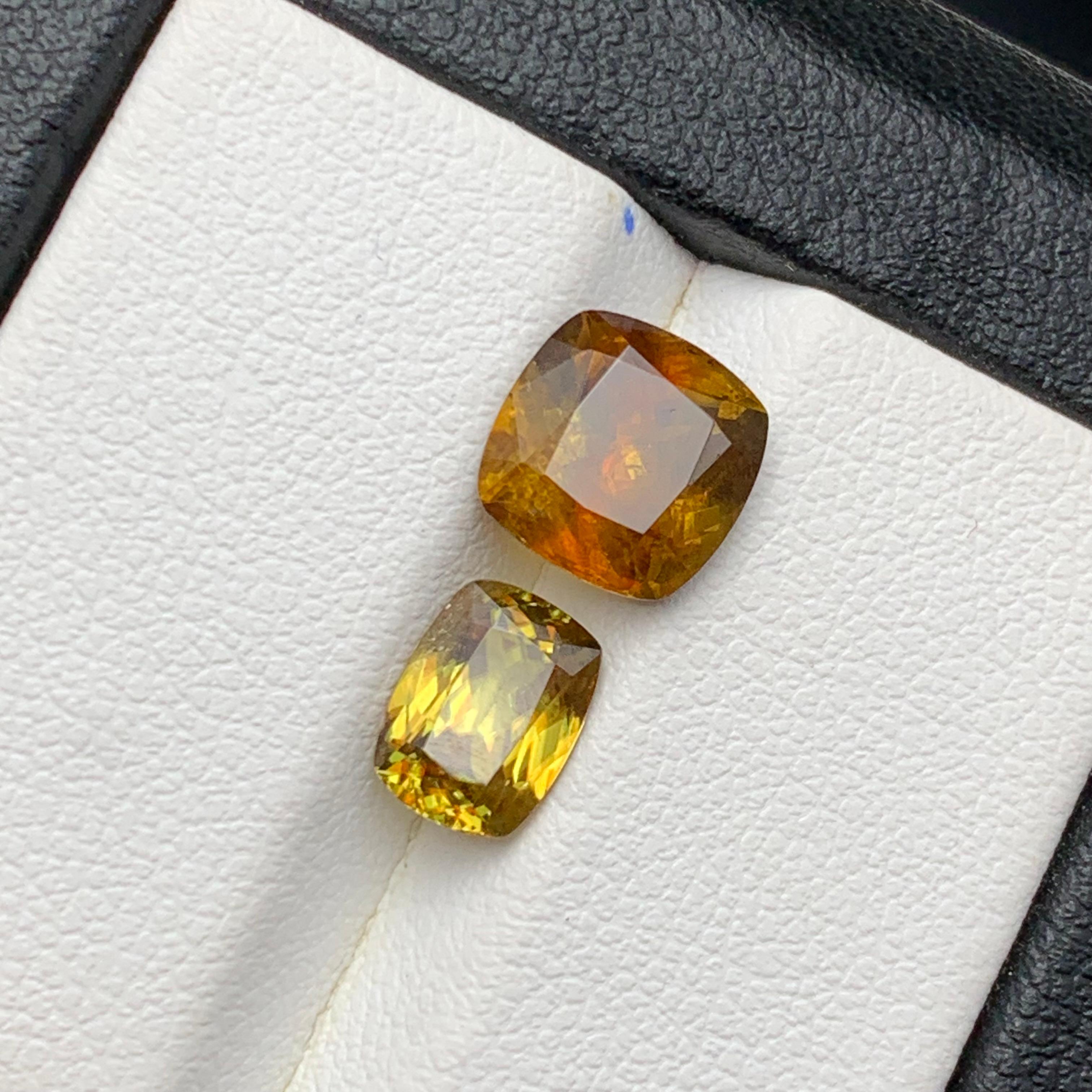 Yellow & Brown Natural Sphene/Titanite Loose Gemstones 4.10 Ct Cushion Cut-Jewel In New Condition For Sale In Peshawar, PK