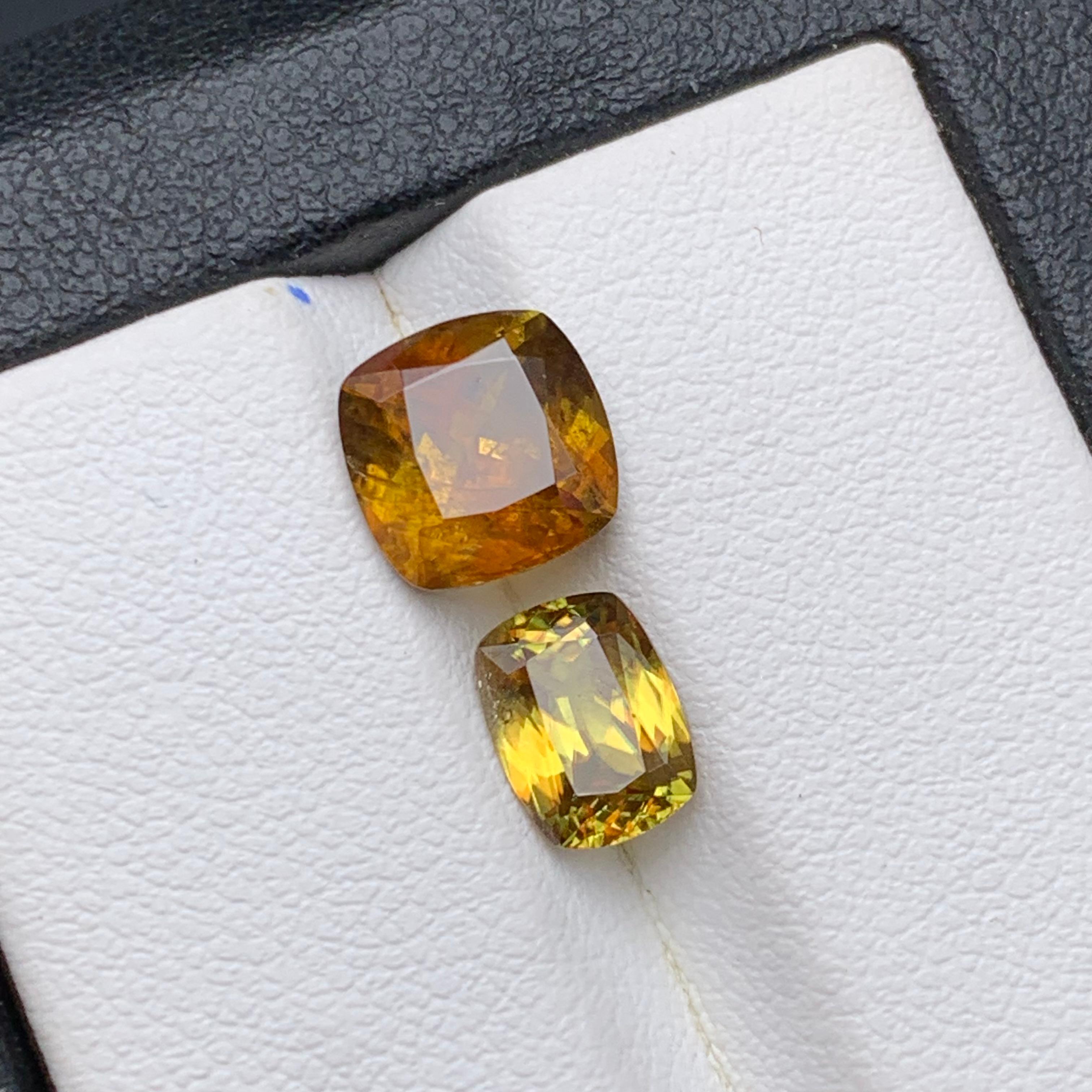 Yellow & Brown Natural Sphene/Titanite Loose Gemstones 4.10 Ct Cushion Cut-Jewel For Sale 4