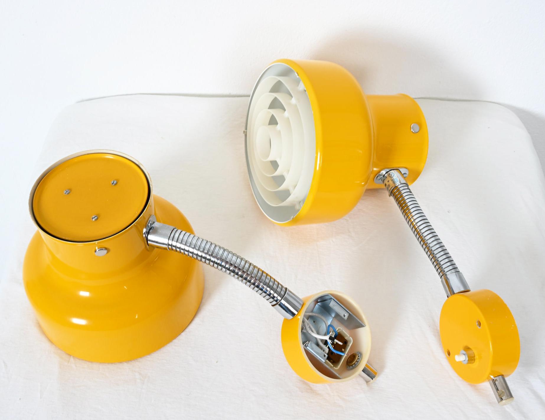 Lámpara de pared Bumling amarilla de Ateljé Lyktan en venta 3