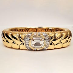 Gelber BVLGARI Armreif mit Diamantarmband