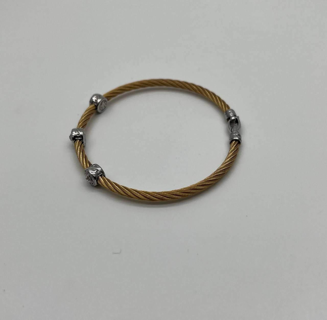 Filigranes Statement-Armband aus 18 Karat Weißgold mit gelben Kabelreihen aus Stahl und Diamanten (Moderne) im Angebot