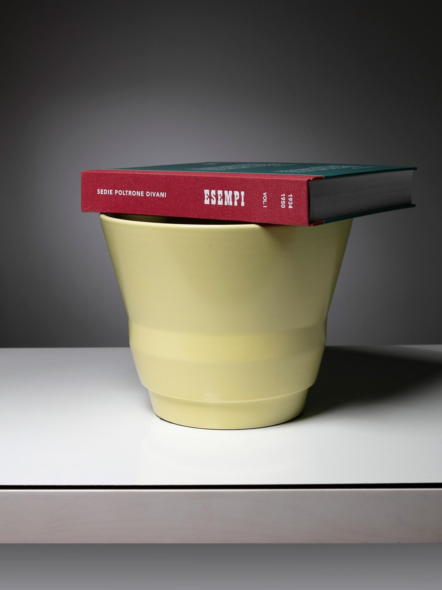 Milieu du XXe siècle Cache pot jaune par Guido Andloviz pour SCI Laveno, Italie, années 1950 en vente