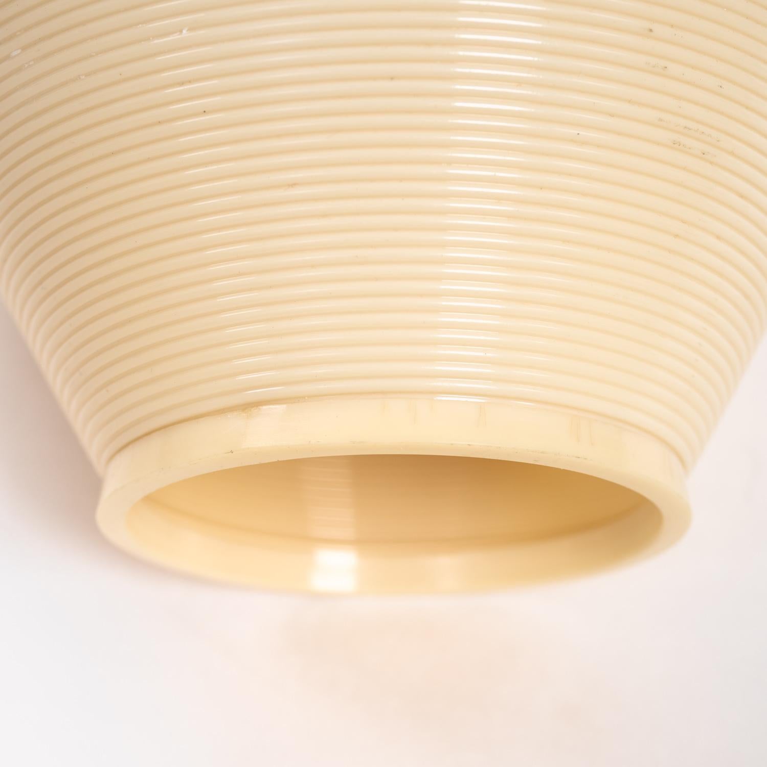 Lampe suspendue jaune cellulose d'A.R.P et Rotaflex, 1970 en vente 1