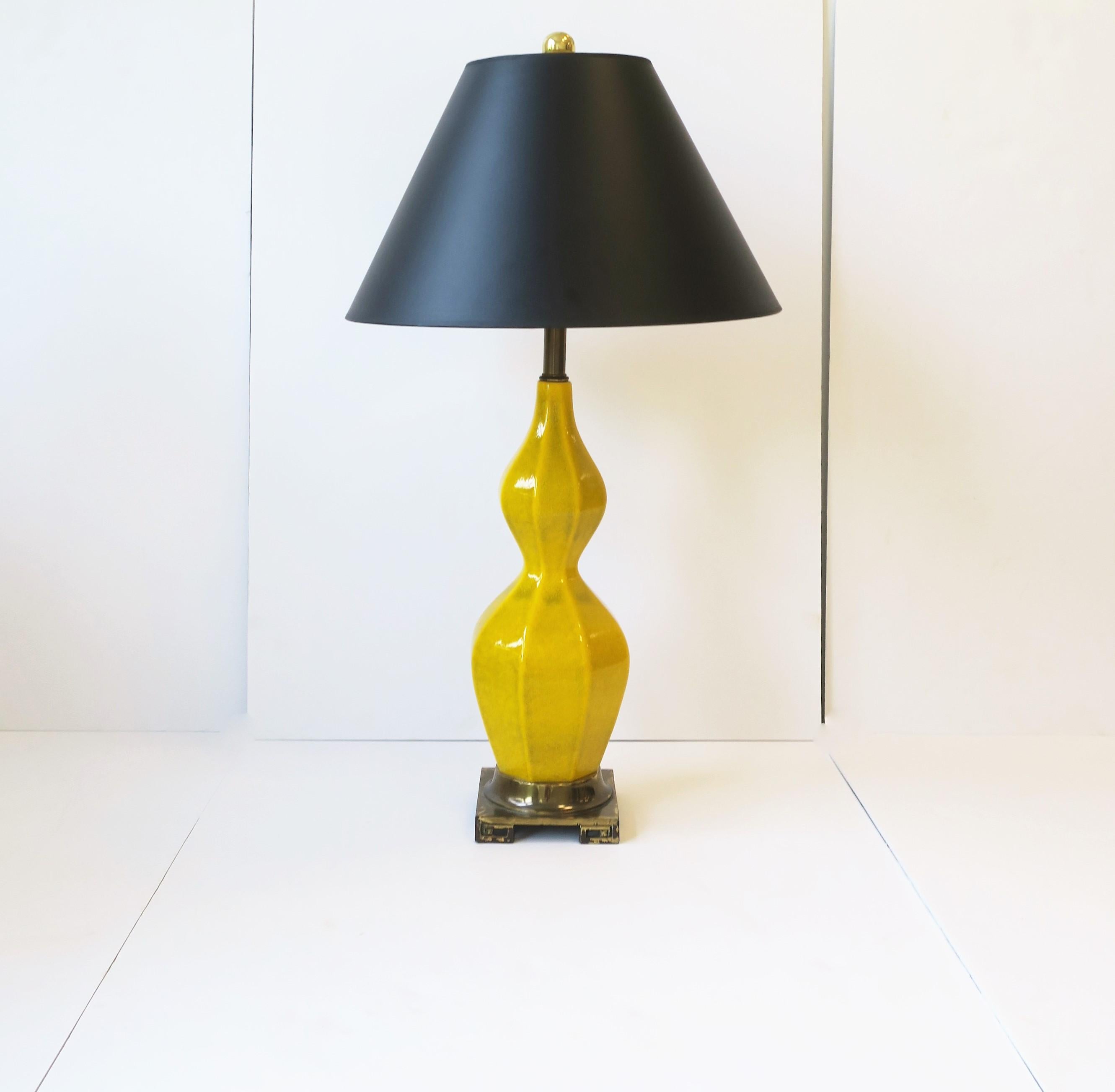 Midcentury Modern Yellow Ceramic and Brass Table Lamps, circa 1960s, Pair 2
