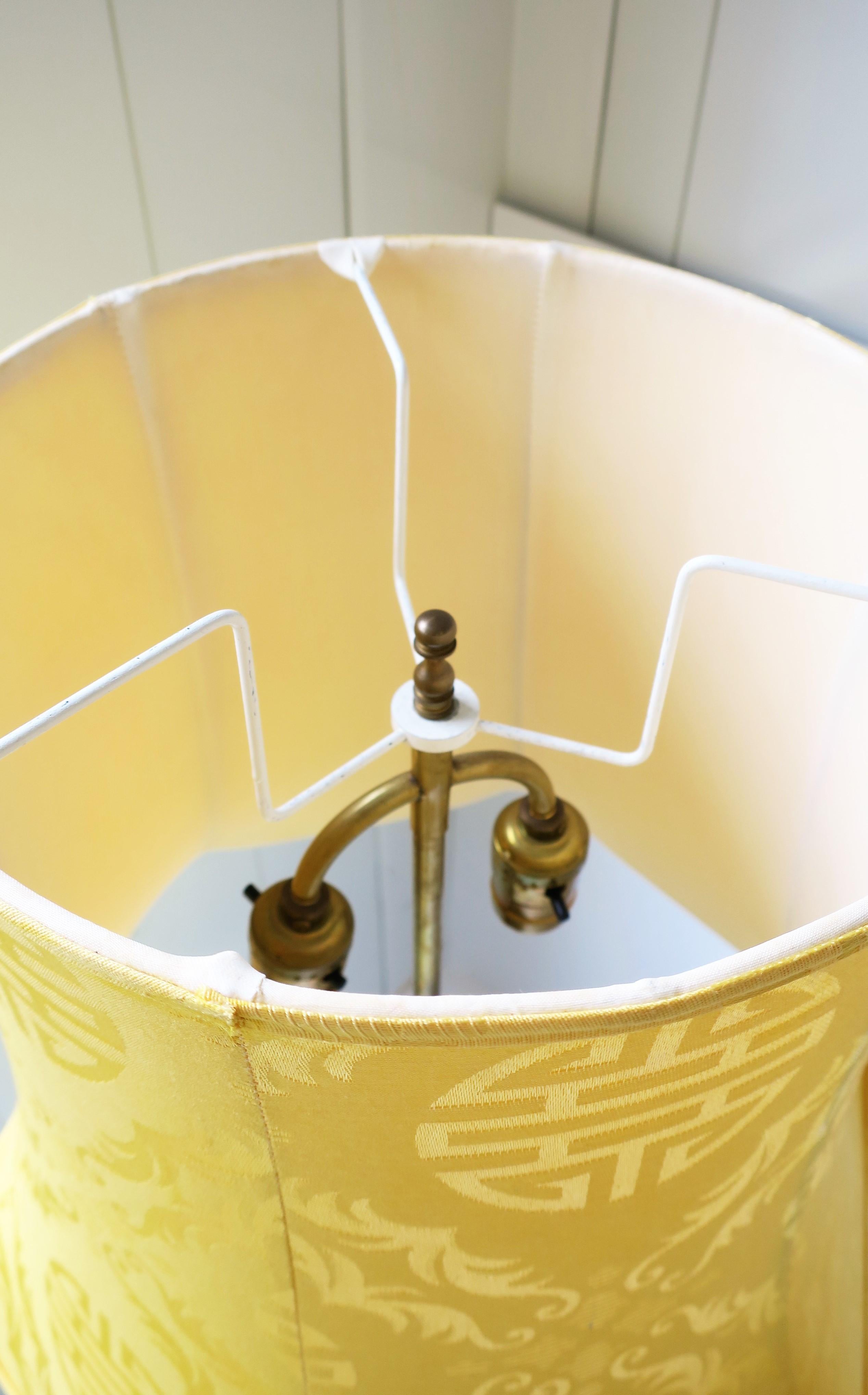 Yellow Ceramic Chinoiserie Table Lamp Silk Lampshade For Sale 5