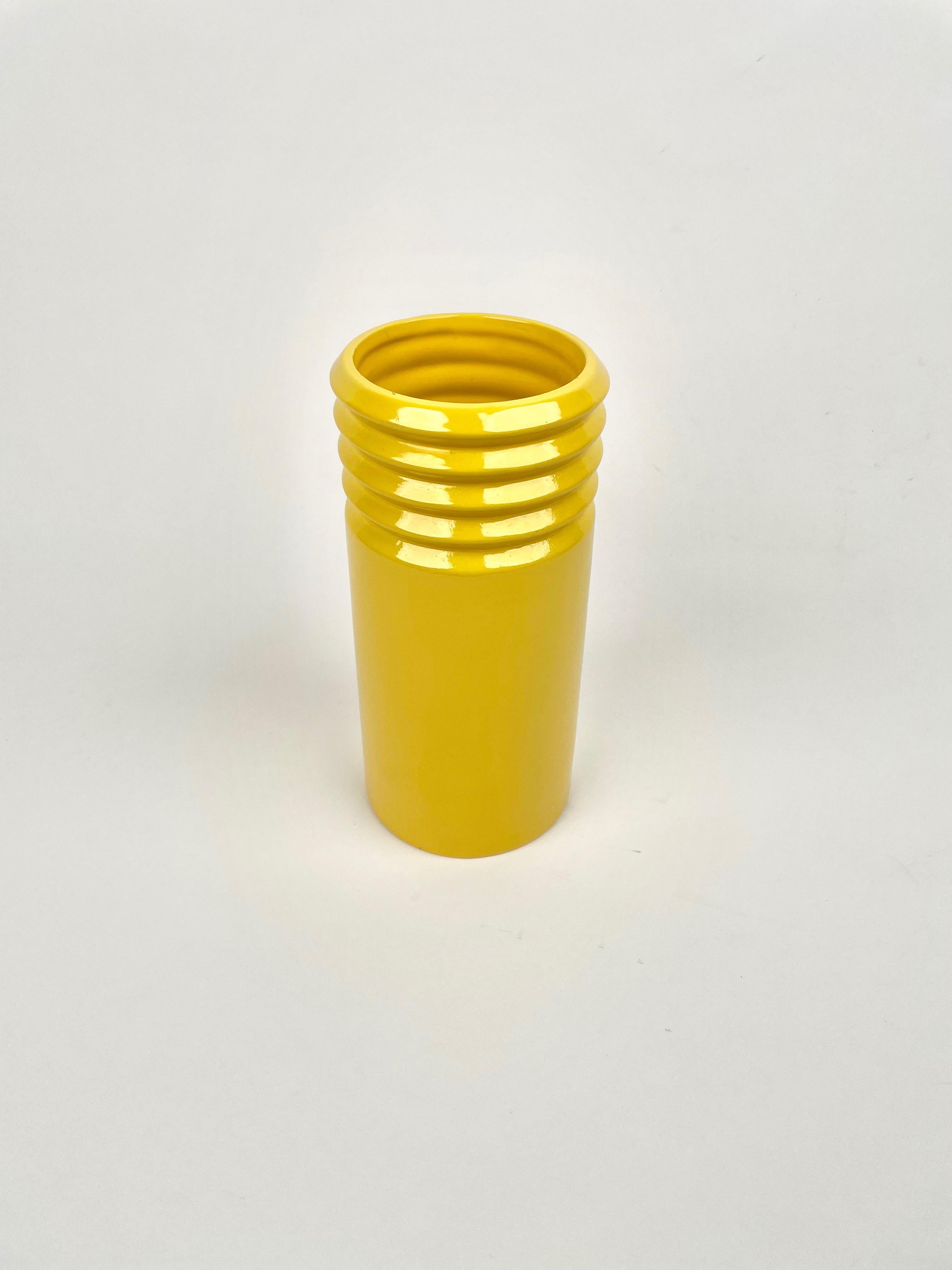 Mid-Century Modern Yellow Ceramic Cylindric Vase by Il Picchio, Italy, 1960s For Sale