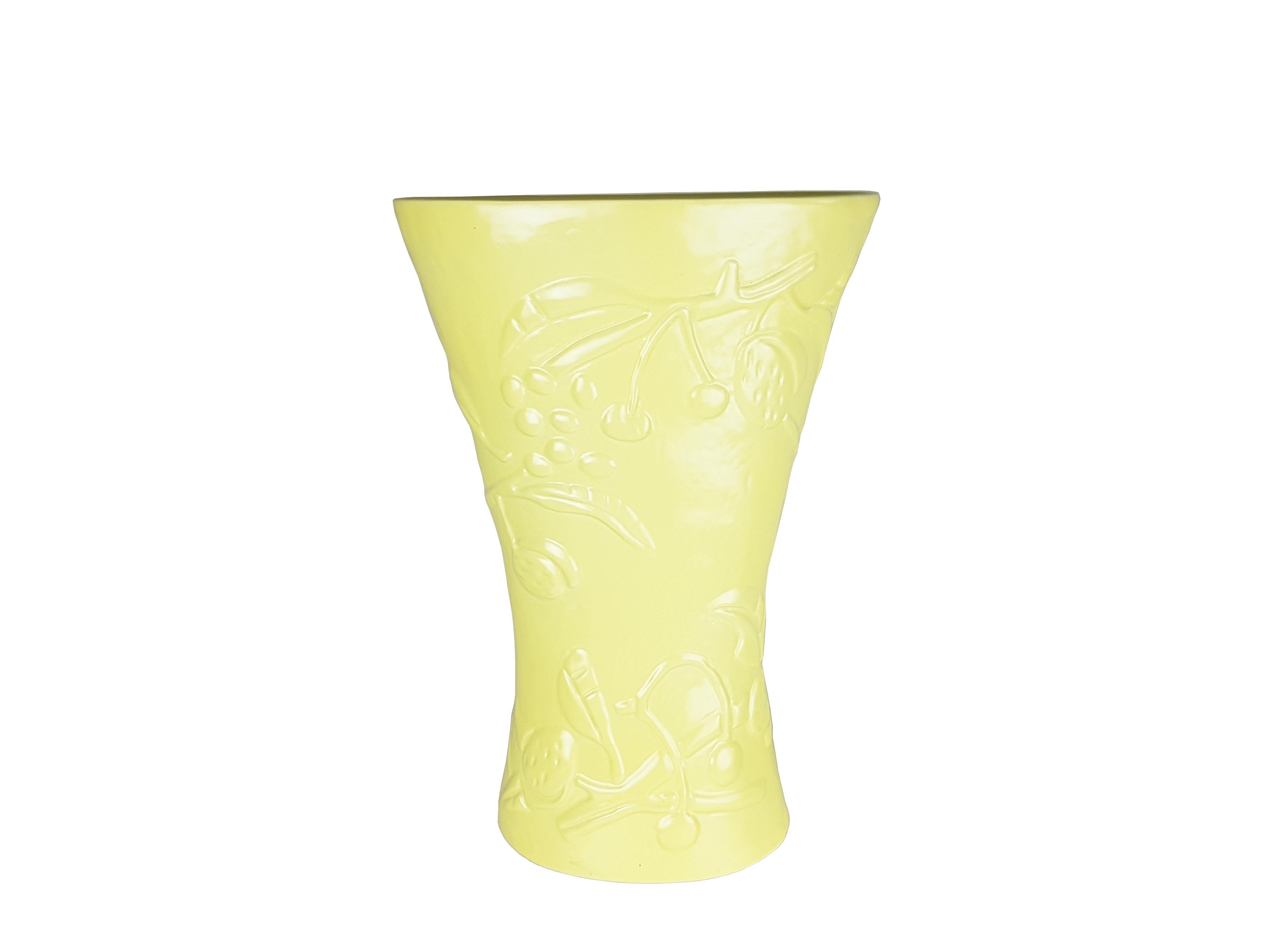 yellow umbrella stand