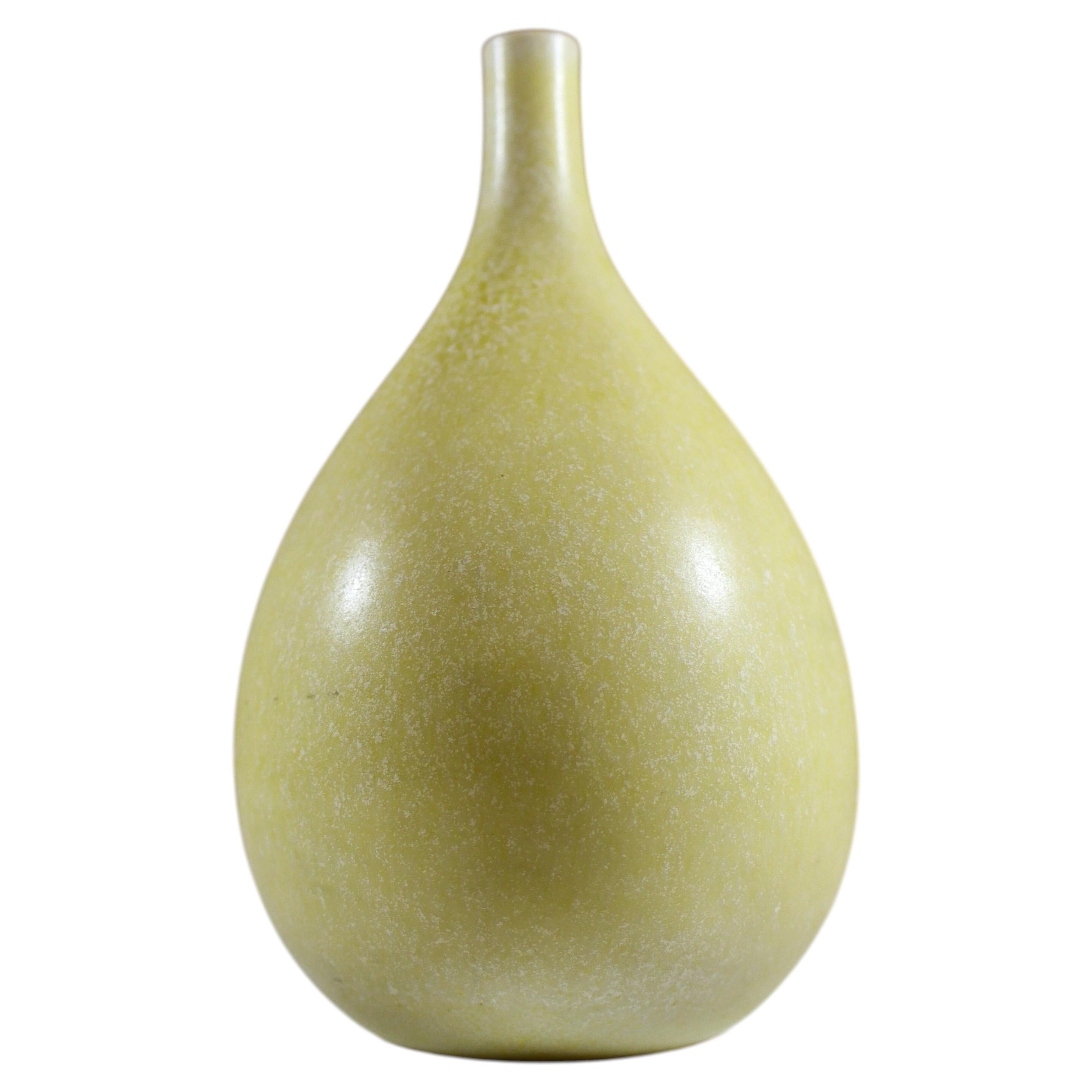 Vaso in ceramica giallo, Sven Wejsfelt, Gustavsberg 1981, vintage