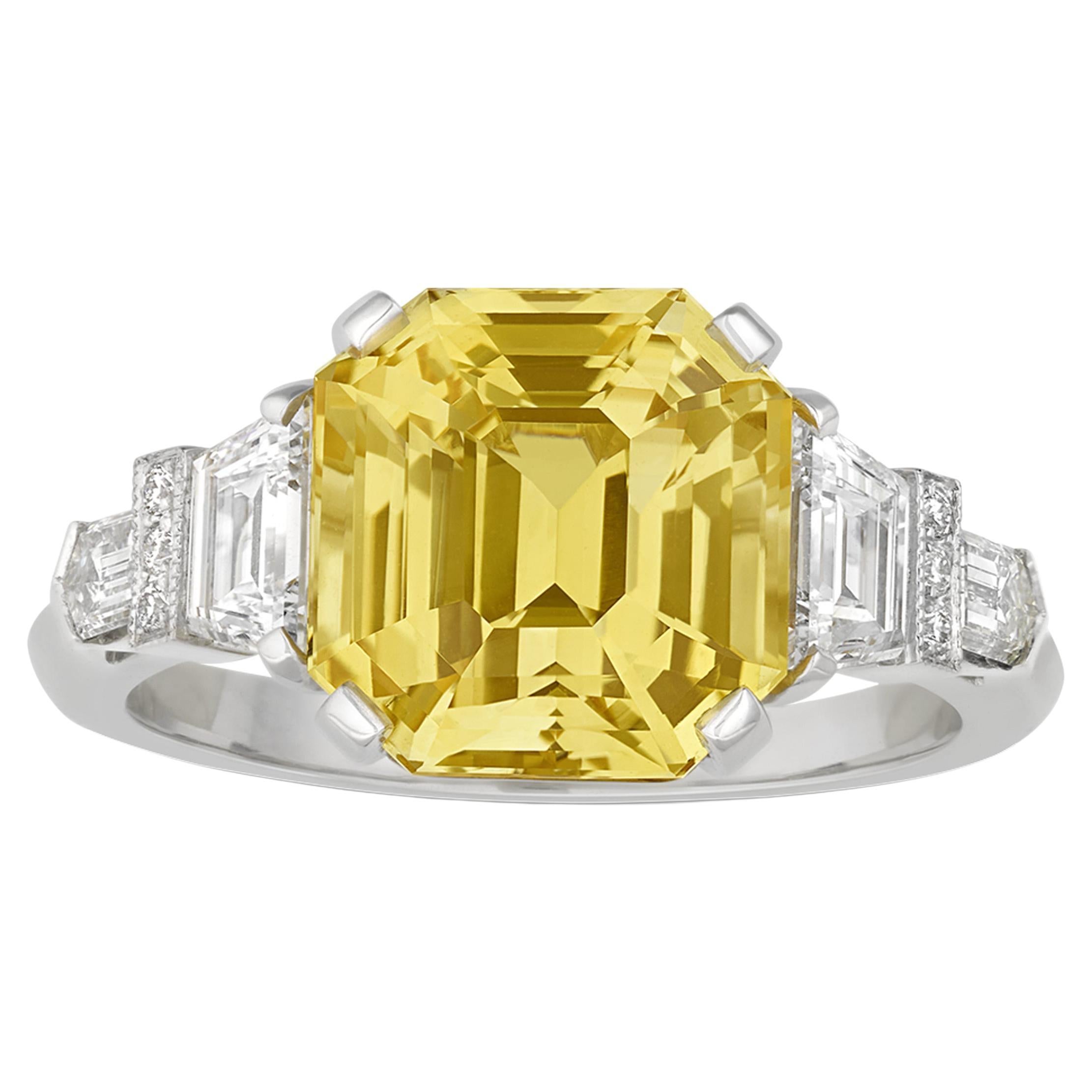 Yellow Ceylon Sapphire Ring by Raymond Yard, 5.10 Carats For Sale