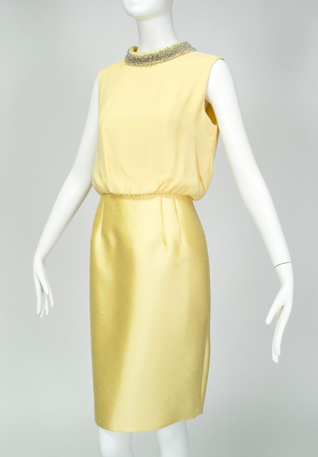 Yellow Beaded Chantung Roll Neck Dress Suit and Empire Jacket – M, 1960s In Good Condition For Sale In Tucson, AZ