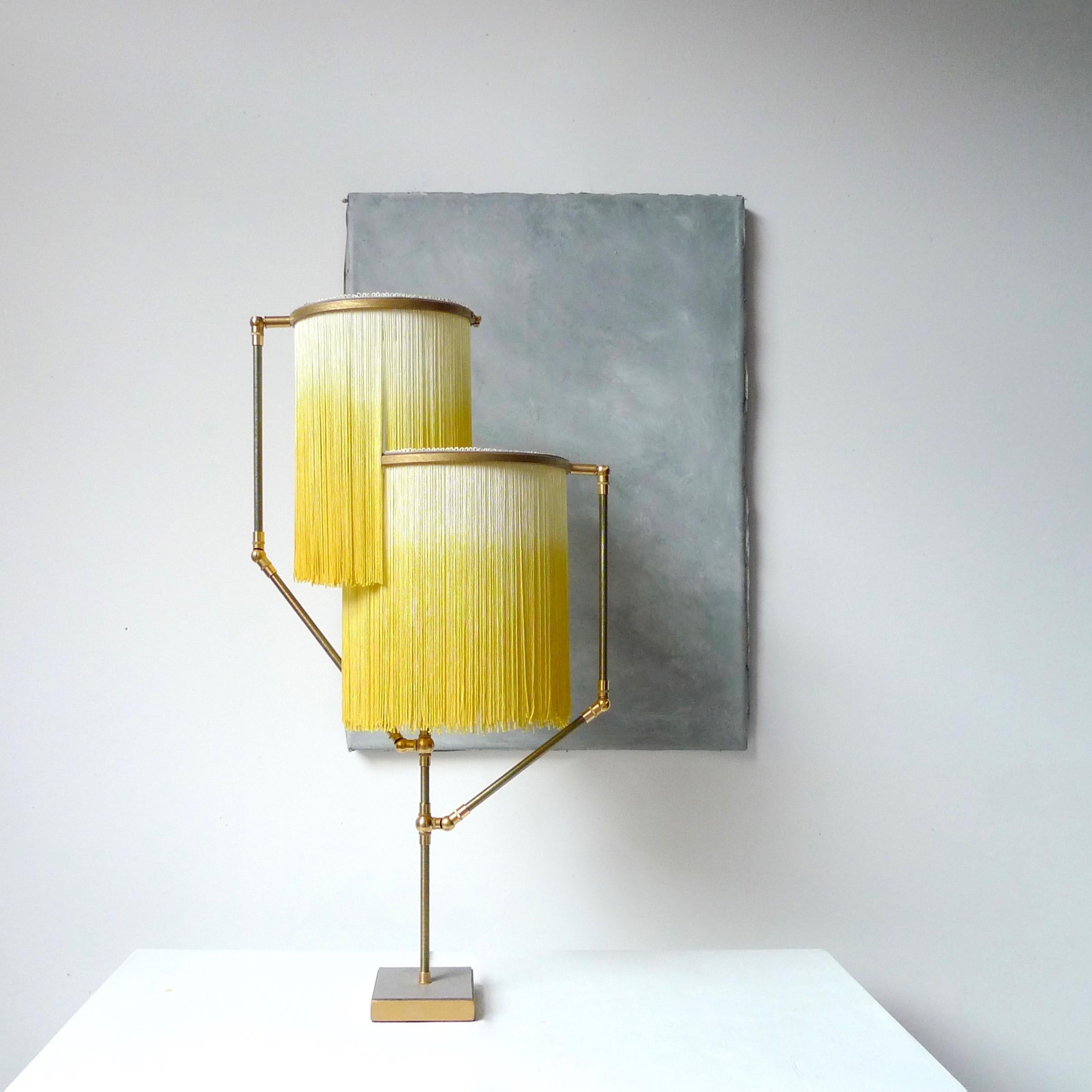 Gelbe Charme-Tischlampe, Sander Bottinga (Postmoderne) im Angebot