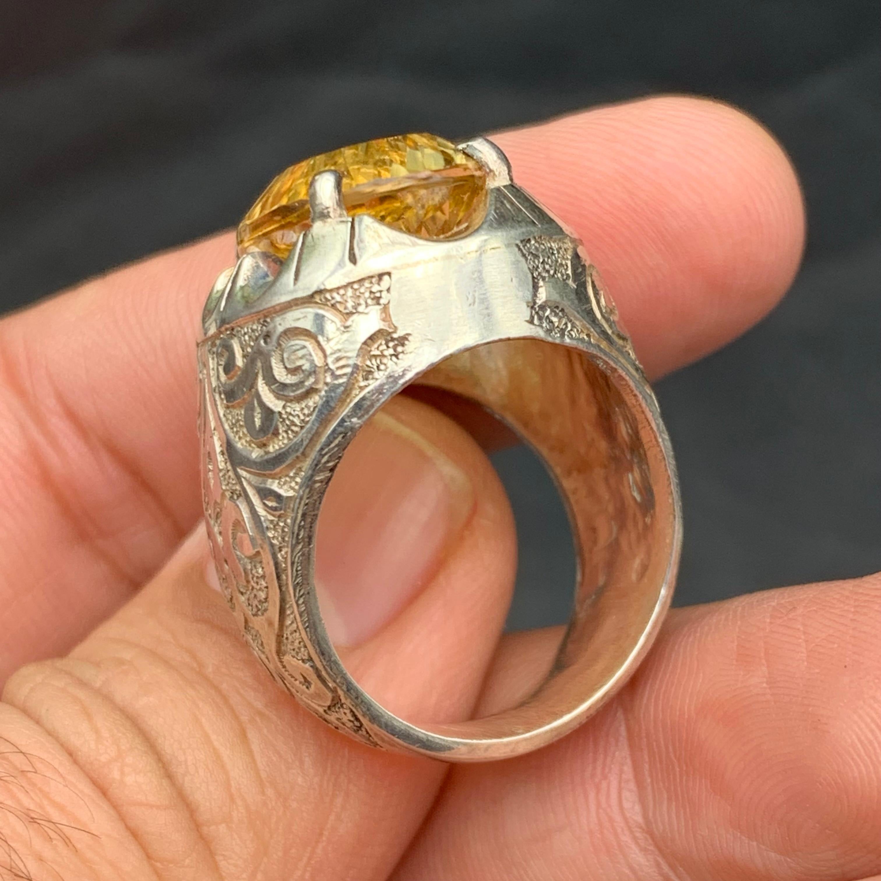 Gelber Citrin-Cocktailring in 925 Silber - Handgefertigtes Band mit Gravur, Größe 10 US im Angebot 4