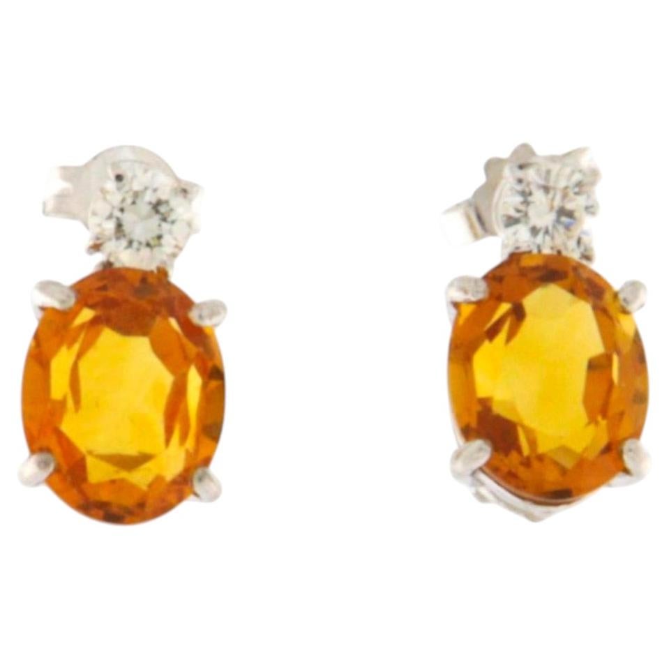 Contemporary 18K White Gold Citrine Diamond Prong Setting Stud Earring