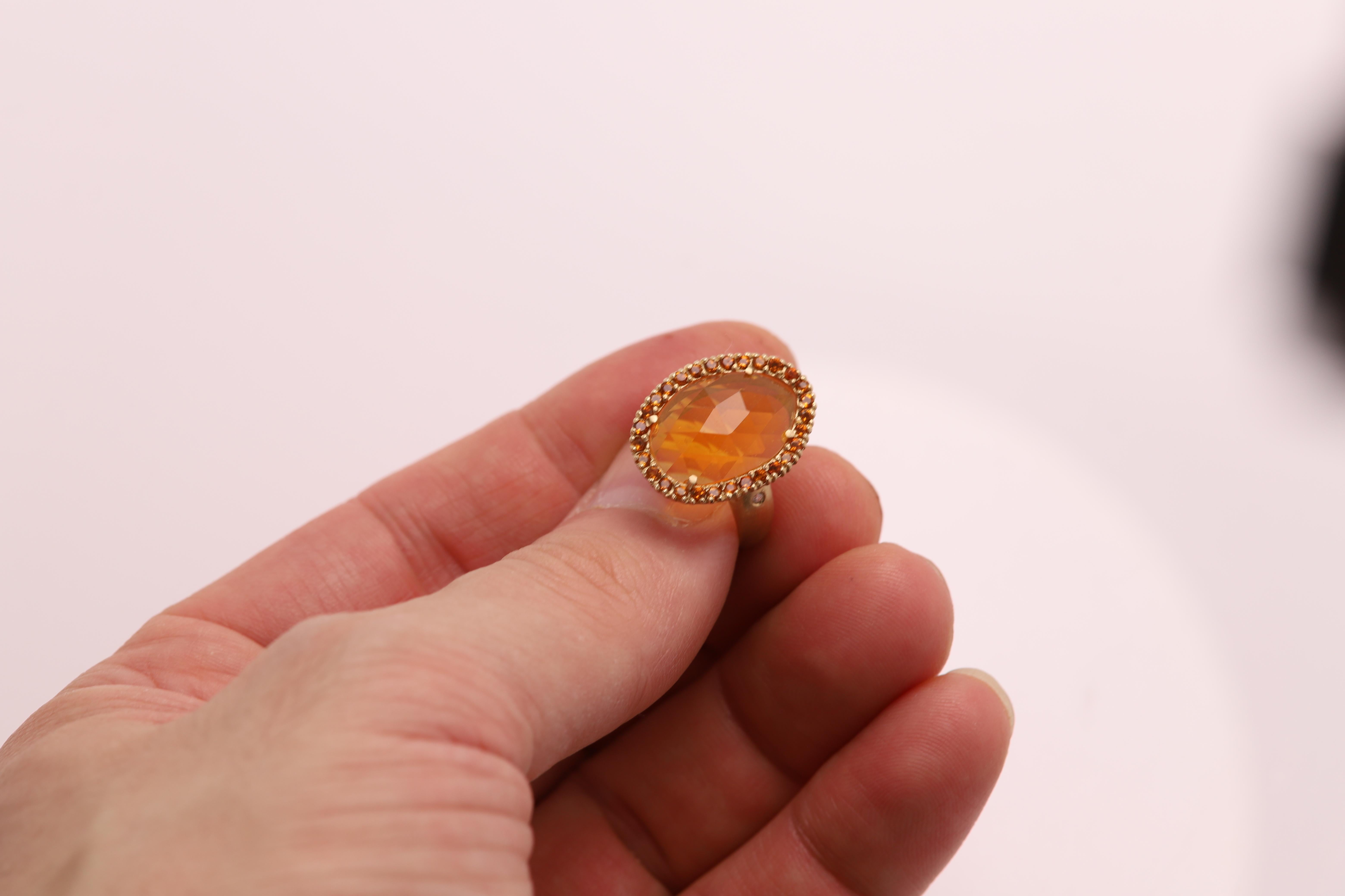 Yellow Citrine Sliced Gem Ring 14 Karat Gold Vintage Citrine Ring For Sale 4