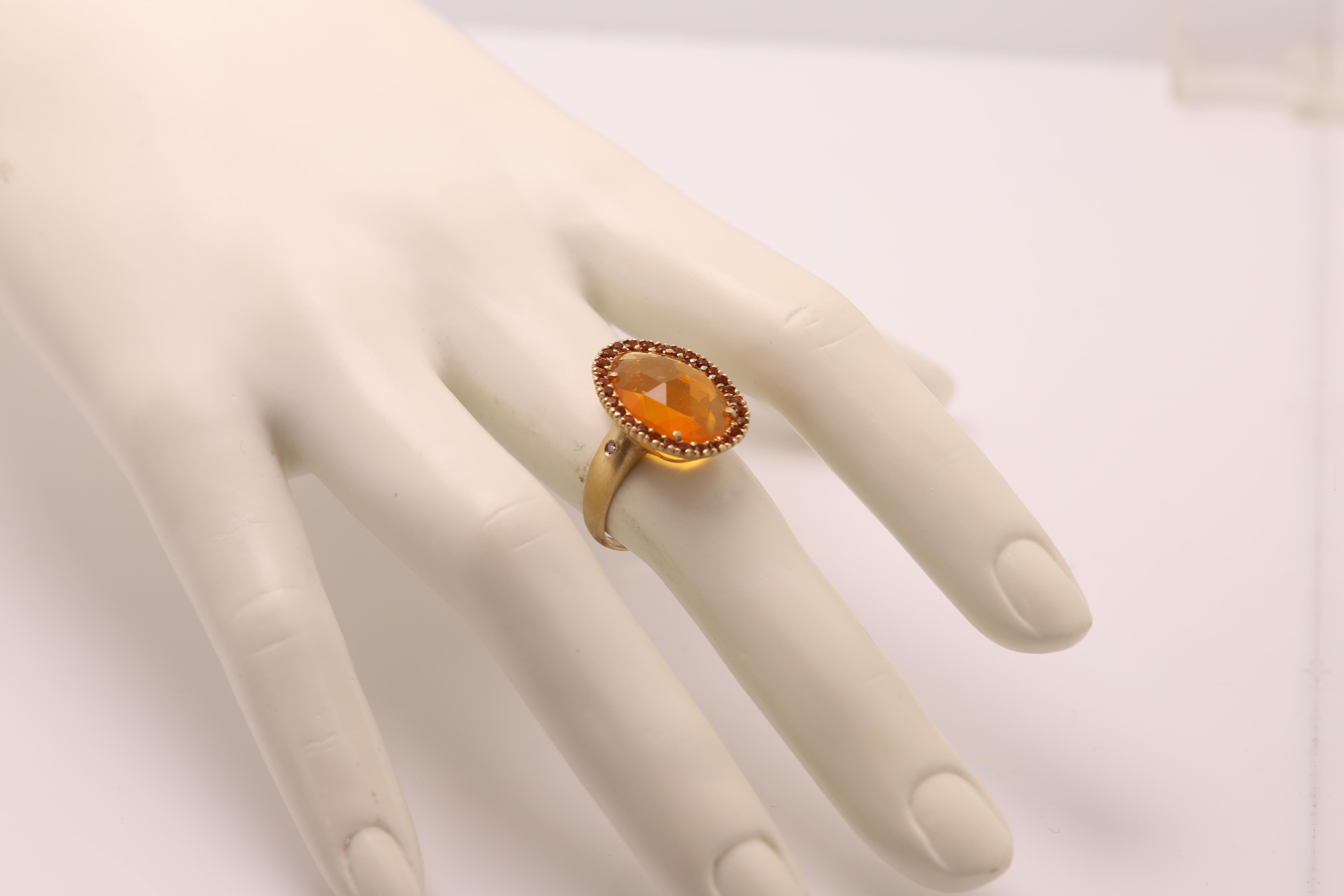 Women's or Men's Yellow Citrine Sliced Gem Ring 14 Karat Gold Vintage Citrine Ring For Sale