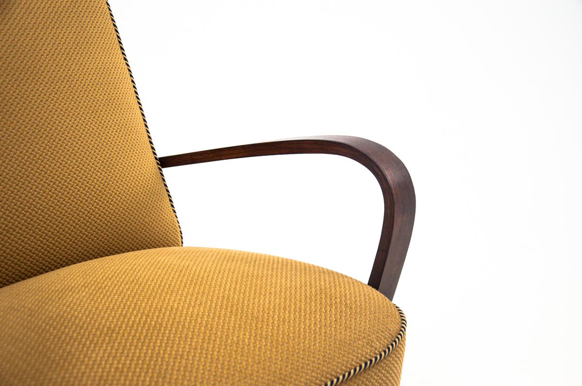 Yellow Club Armchair, Poland, 1950s In Good Condition In Chorzów, PL