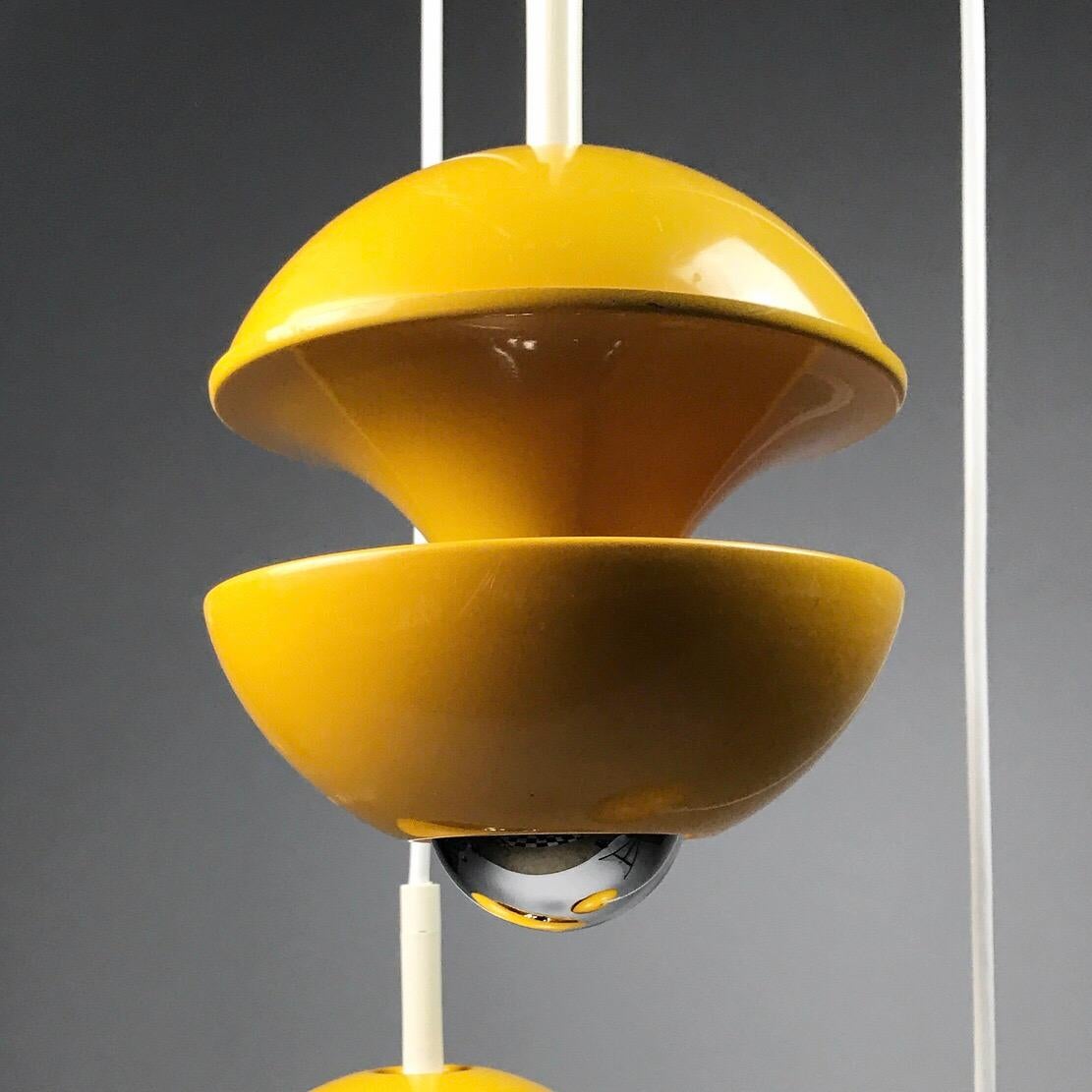 Scandinavian Modern Yellow cluster chandelier by Klaus Hempel for Kaiser Leuchten, Germany 1972