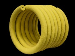 Gelbe Spirale #01 Skulpturales Objekt von Caspi Ceramics NL
