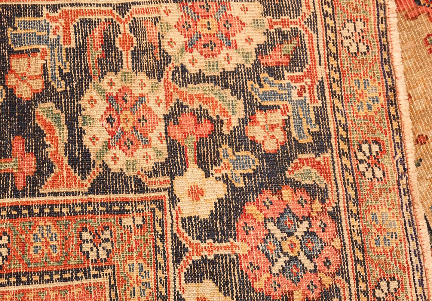 Antique Sultanabad Persian Rug. Size: 7 ft 3 in x 15 ft  For Sale 4