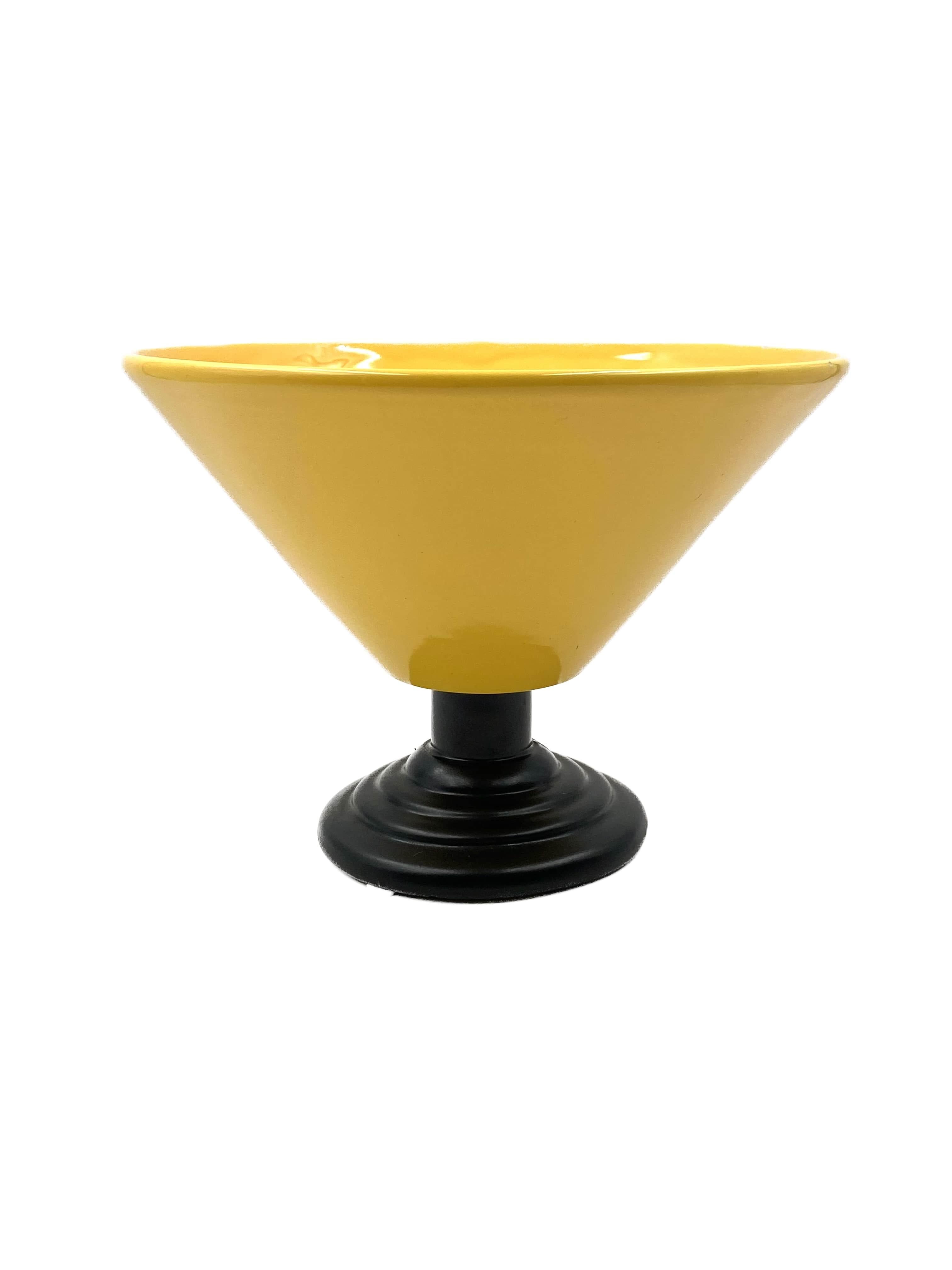 Italian Yellow Conic Vase, Postmodern Memphis Milan Style, Italy 1980s For Sale