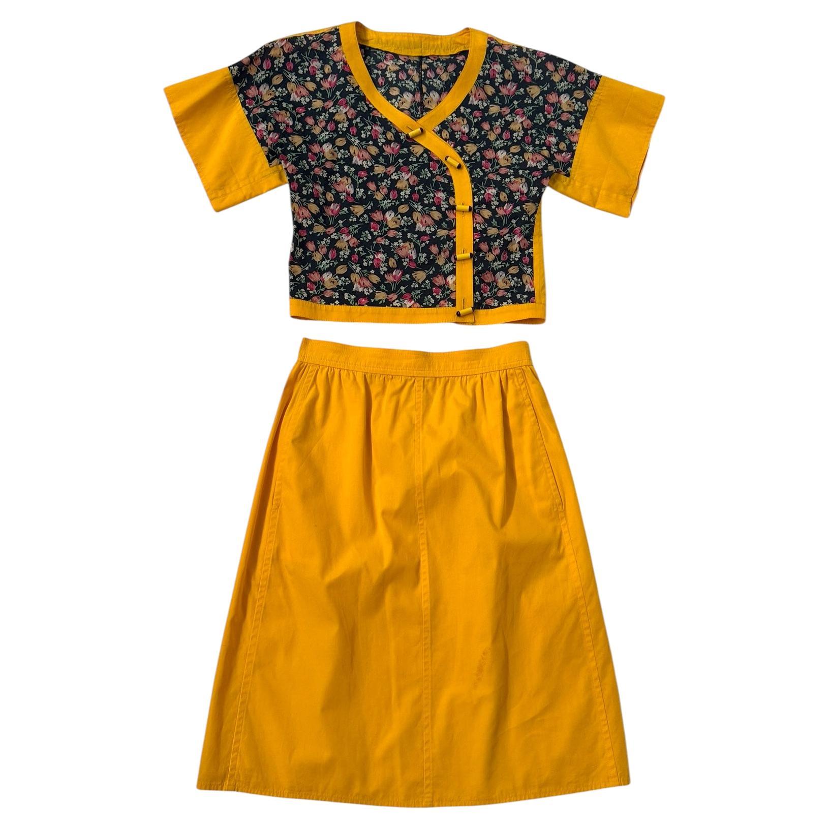 Yellow Cotton and Floral Cropped Blouse and Skirt Set For Sale