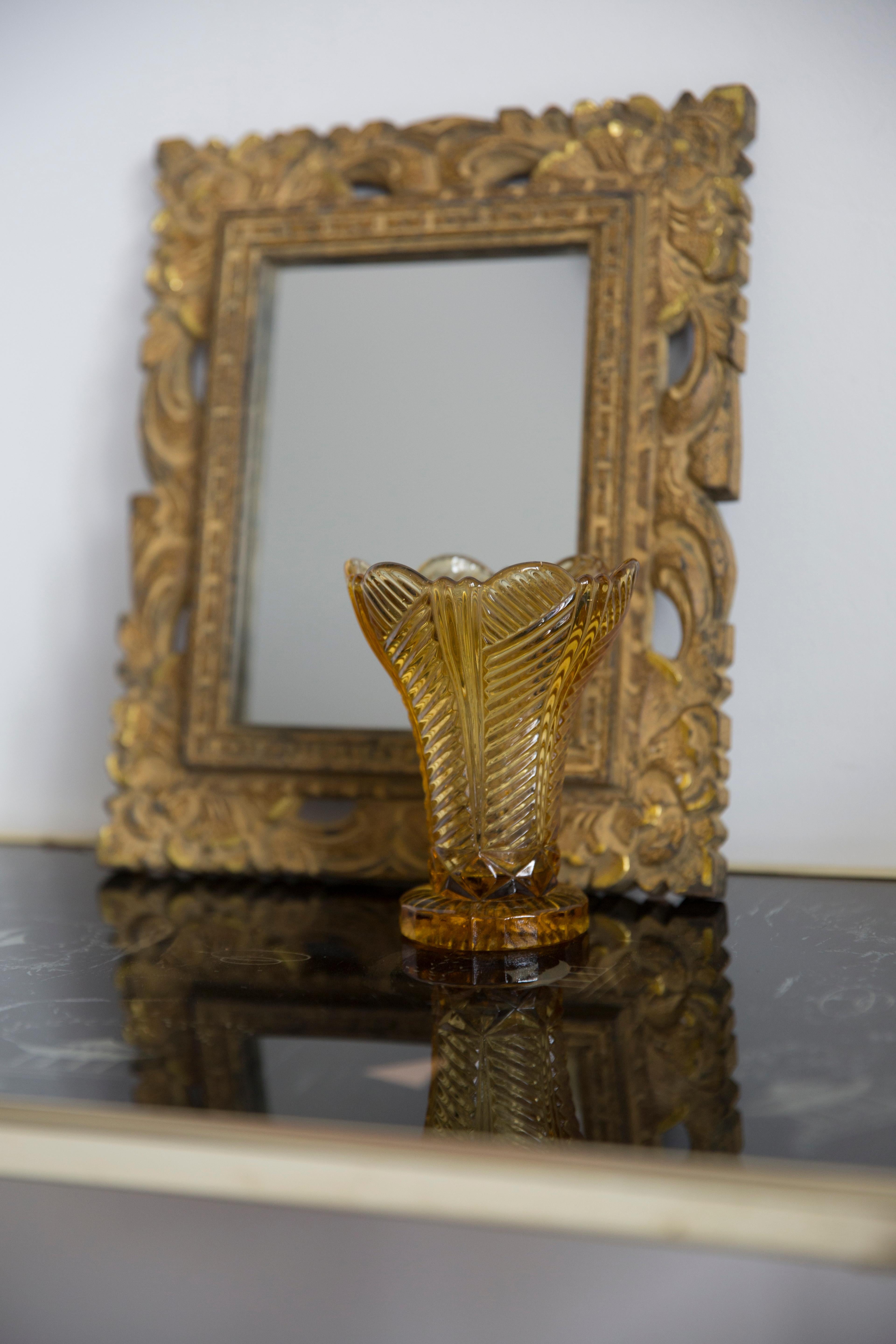 Gelbe Mini-Vintage-Vase aus Kristall, 20. Jahrhundert, Europa, 1960er Jahre im Angebot 4