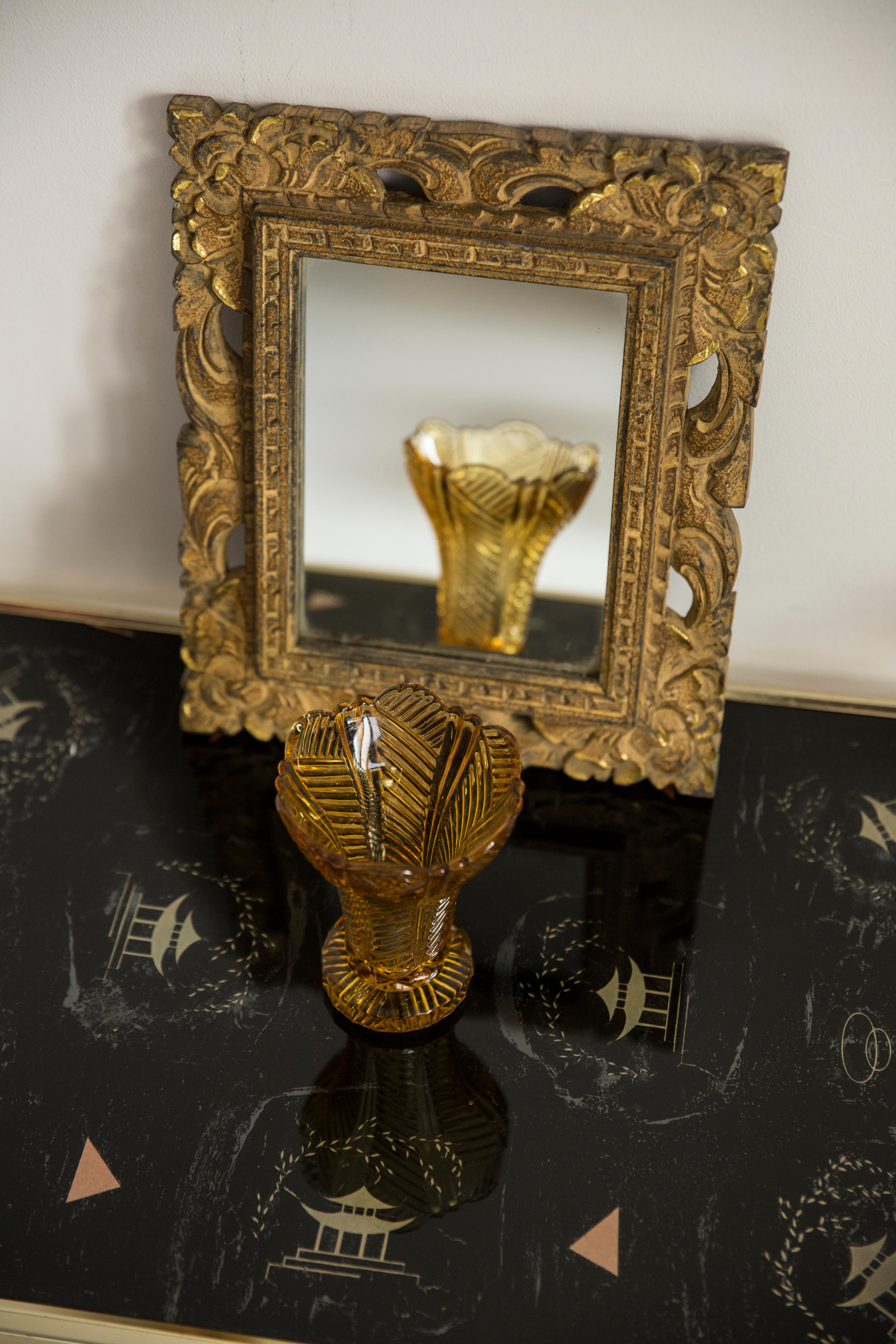 Yellow Crystal Mini Vintage Vase, 20th Century, Europe, 1960s In Excellent Condition For Sale In 05-080 Hornowek, PL