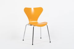 Yellow Danish Modern Dining Chair Series 7 by Arne Jacobsen for Fritz Hansen