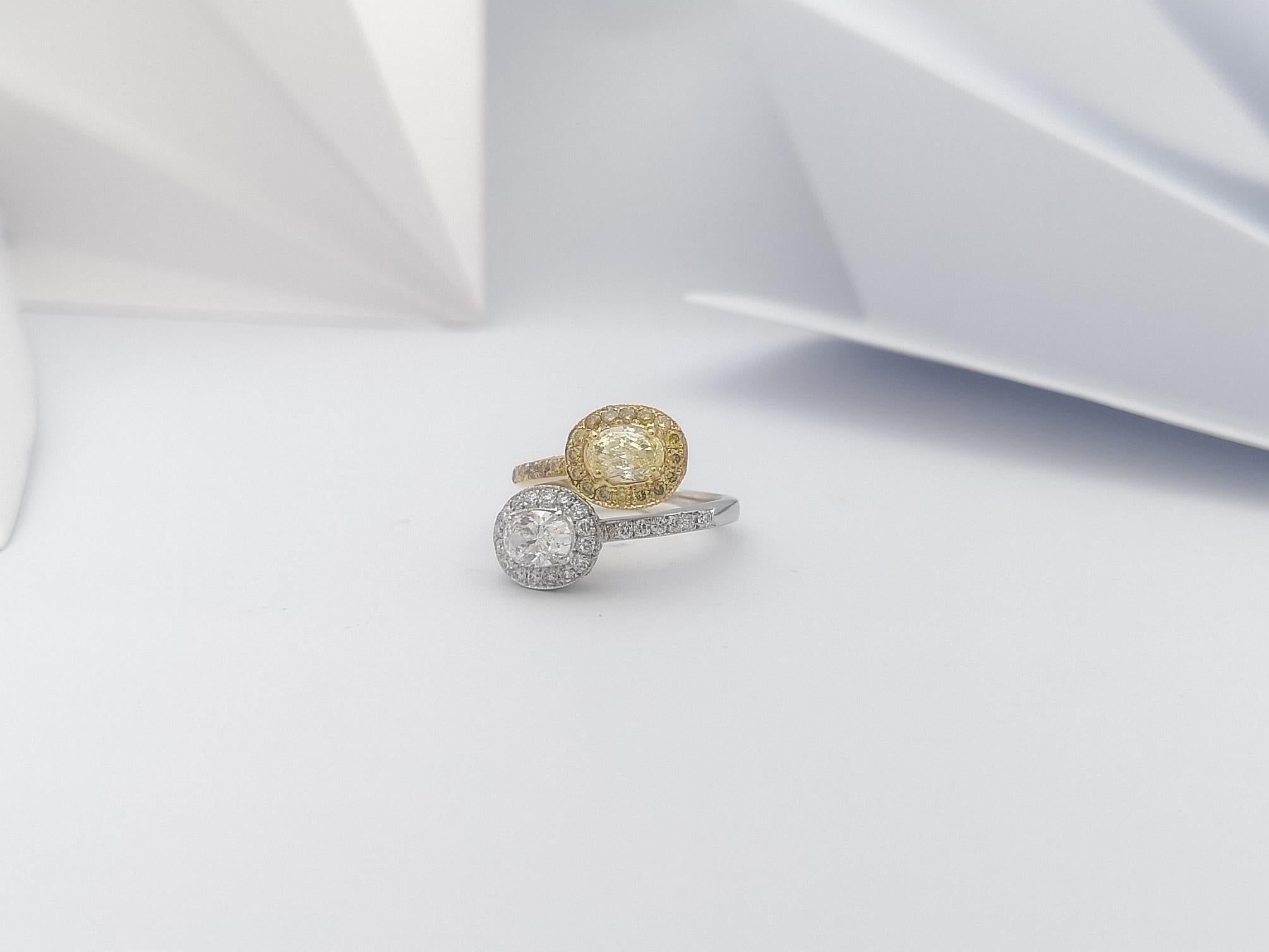 Yellow Diamond and Diamond Ring Set in 18 Karat Gold Settings For Sale 8