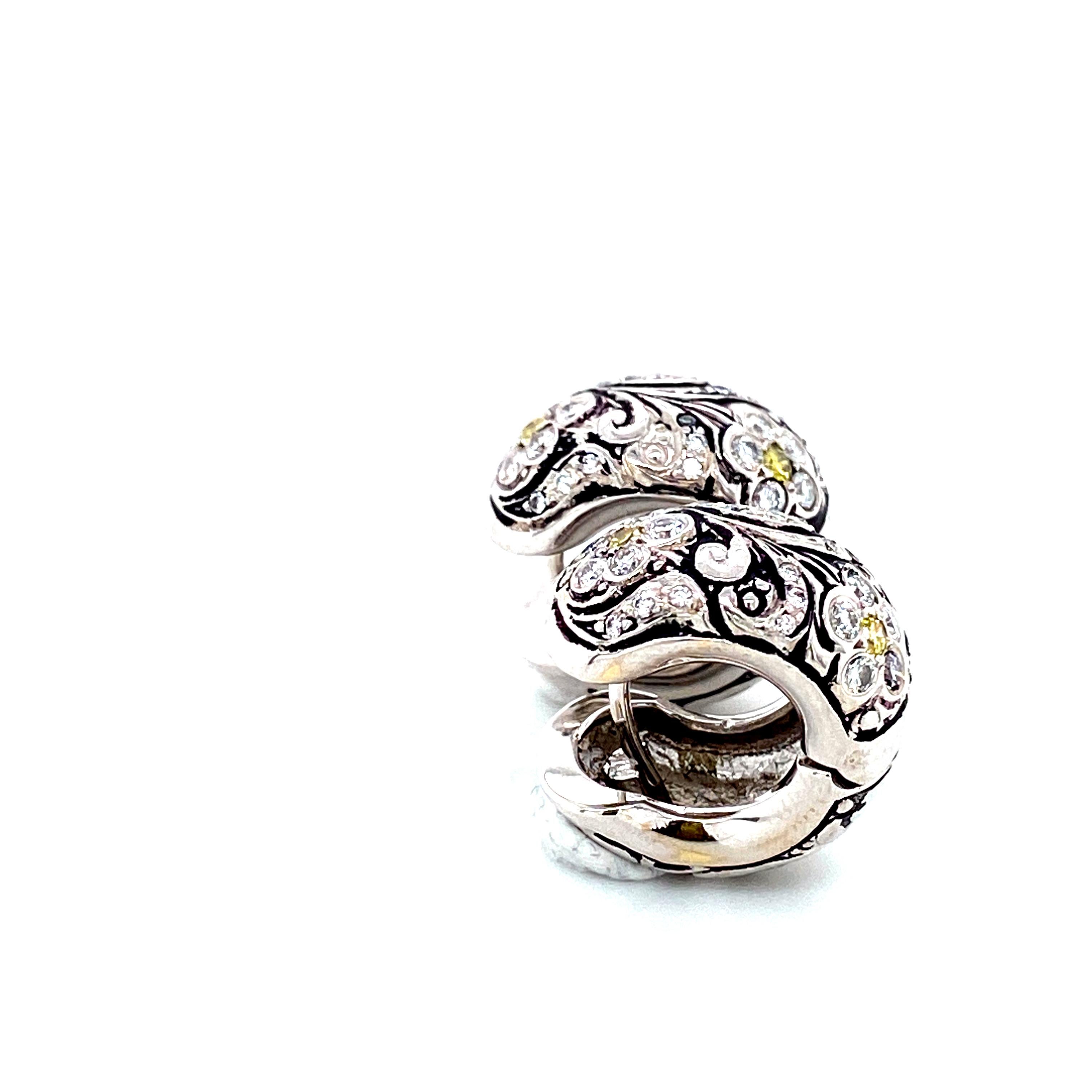 Contemporaneo Orecchini con diamanti gialli e diamanti bianchi in vendita