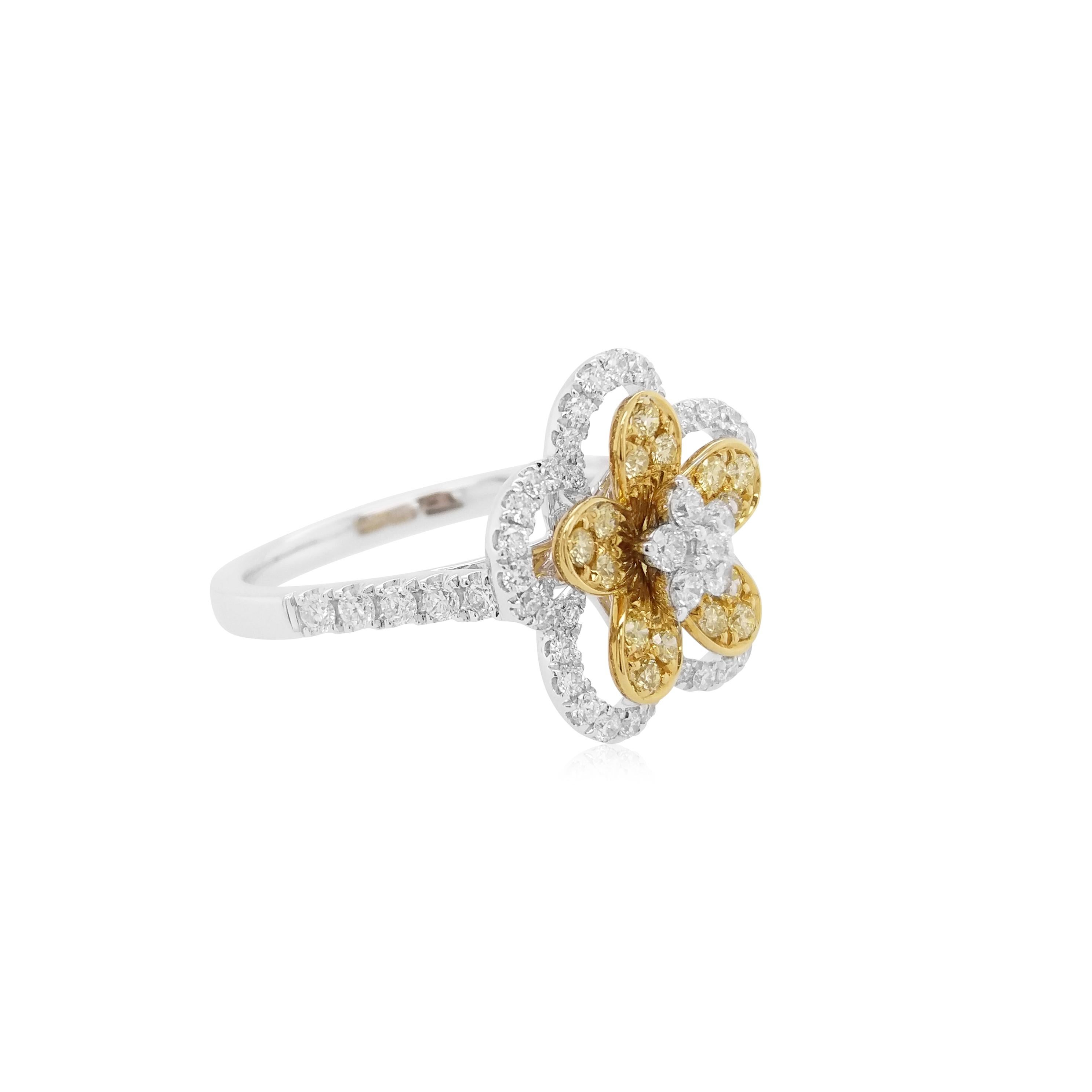 Yellow Diamond White Diamond Platinum Cocktail Ring In New Condition For Sale In Hong Kong, HK