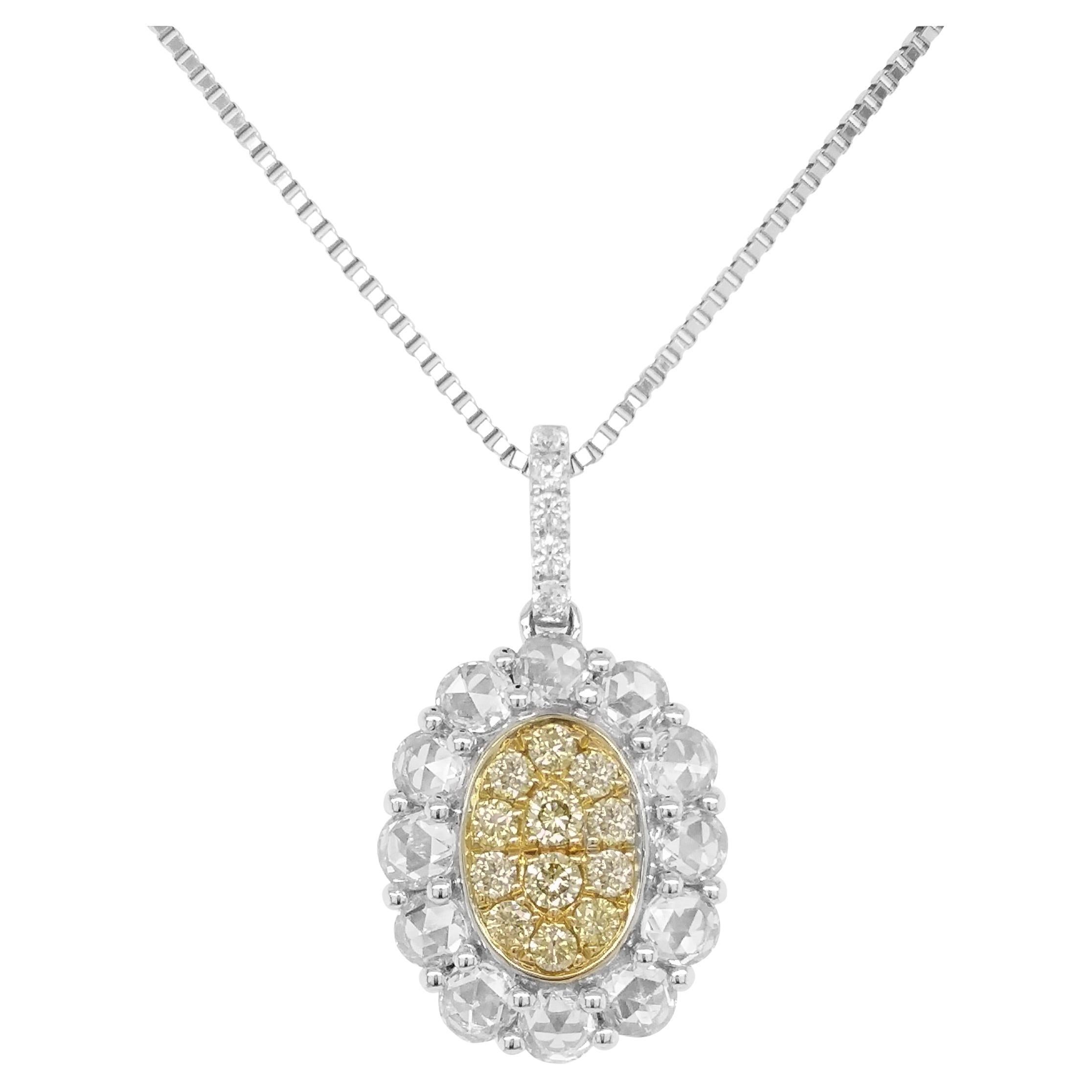 Collier pendentif en platine avec diamants jaunes et diamants blancs en vente