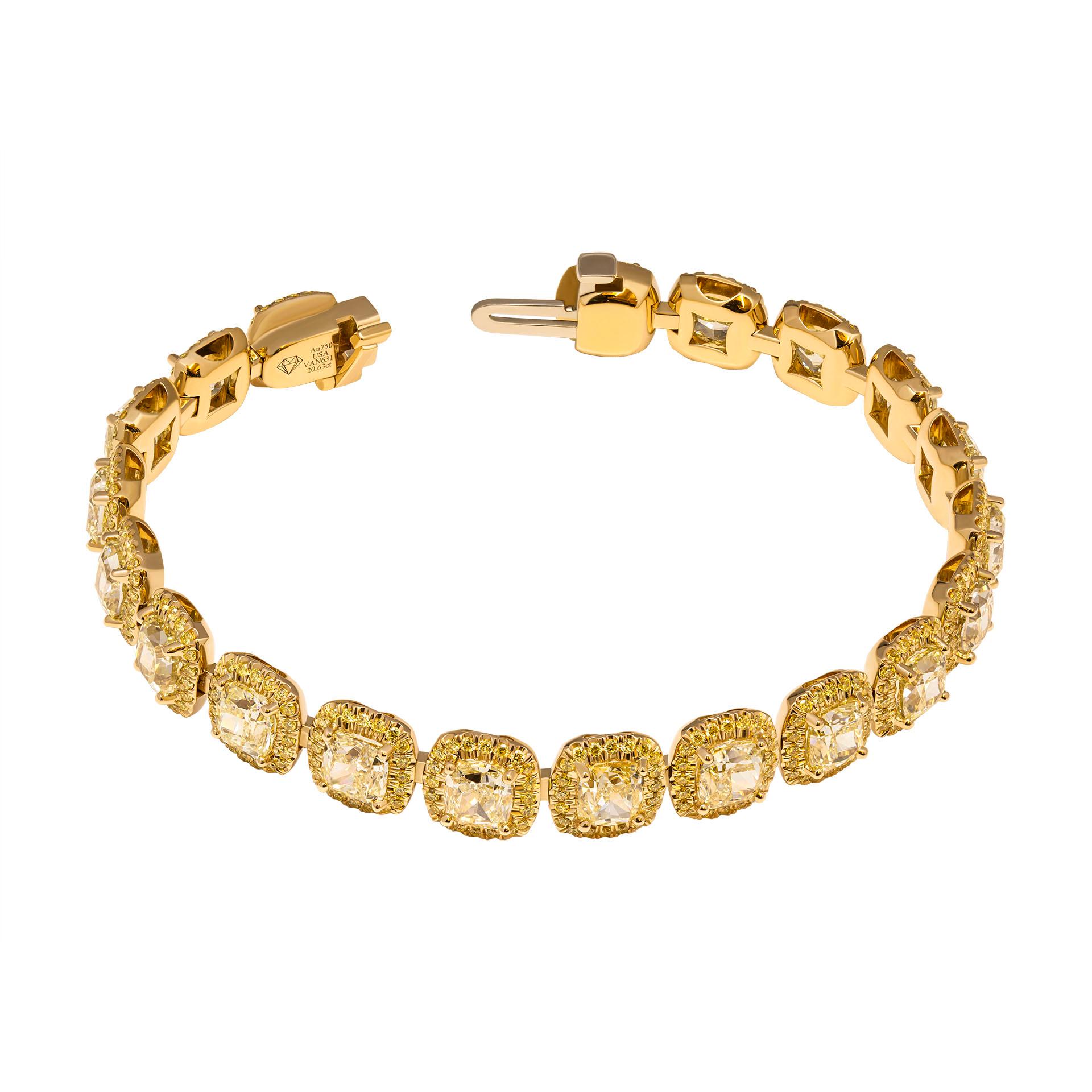 Modern Yellow Diamond Bracelet Crafted in 18 Karat Yellow Gold For Sale
