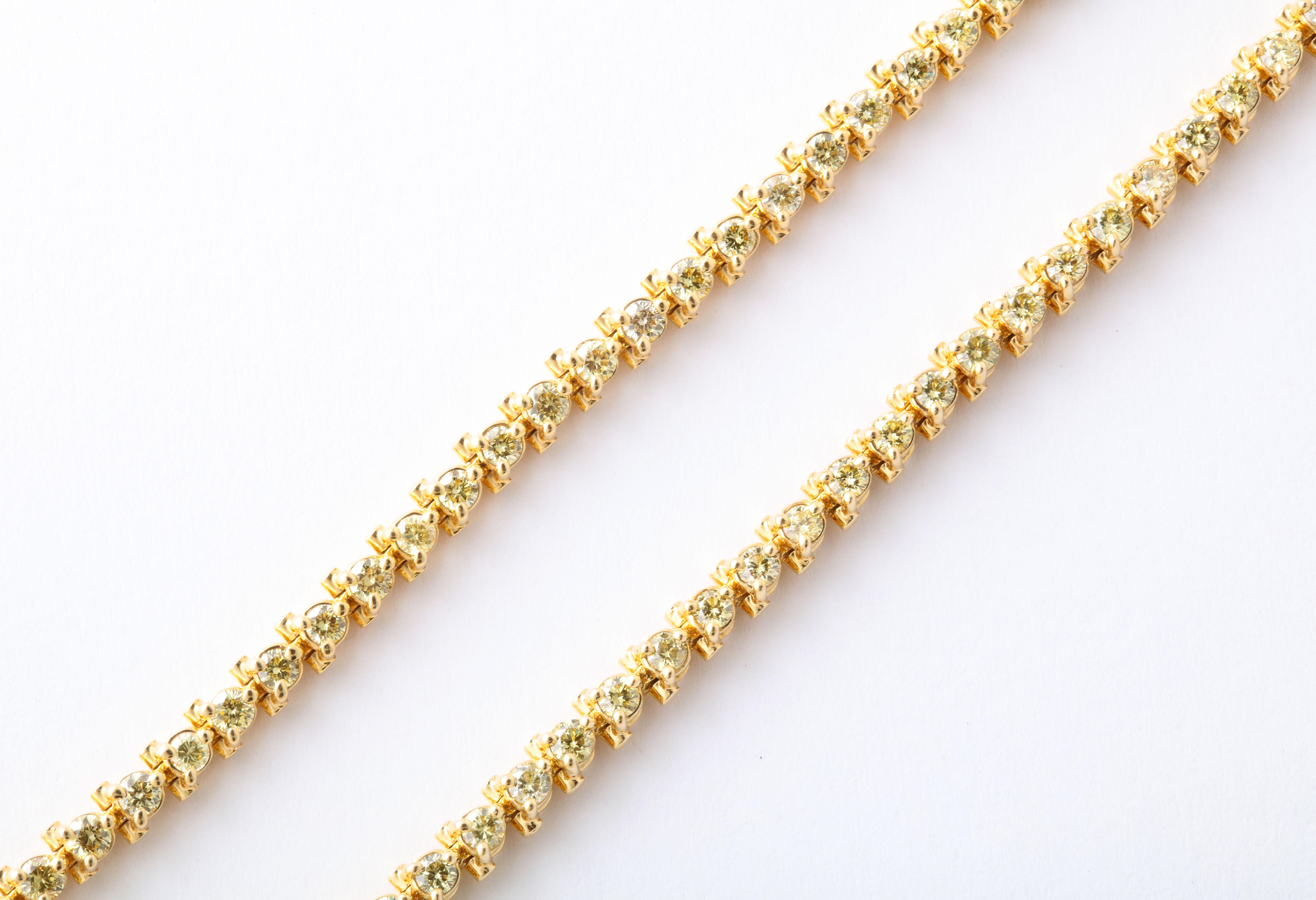 Taille ronde Bracelets - Diamant jaune en vente
