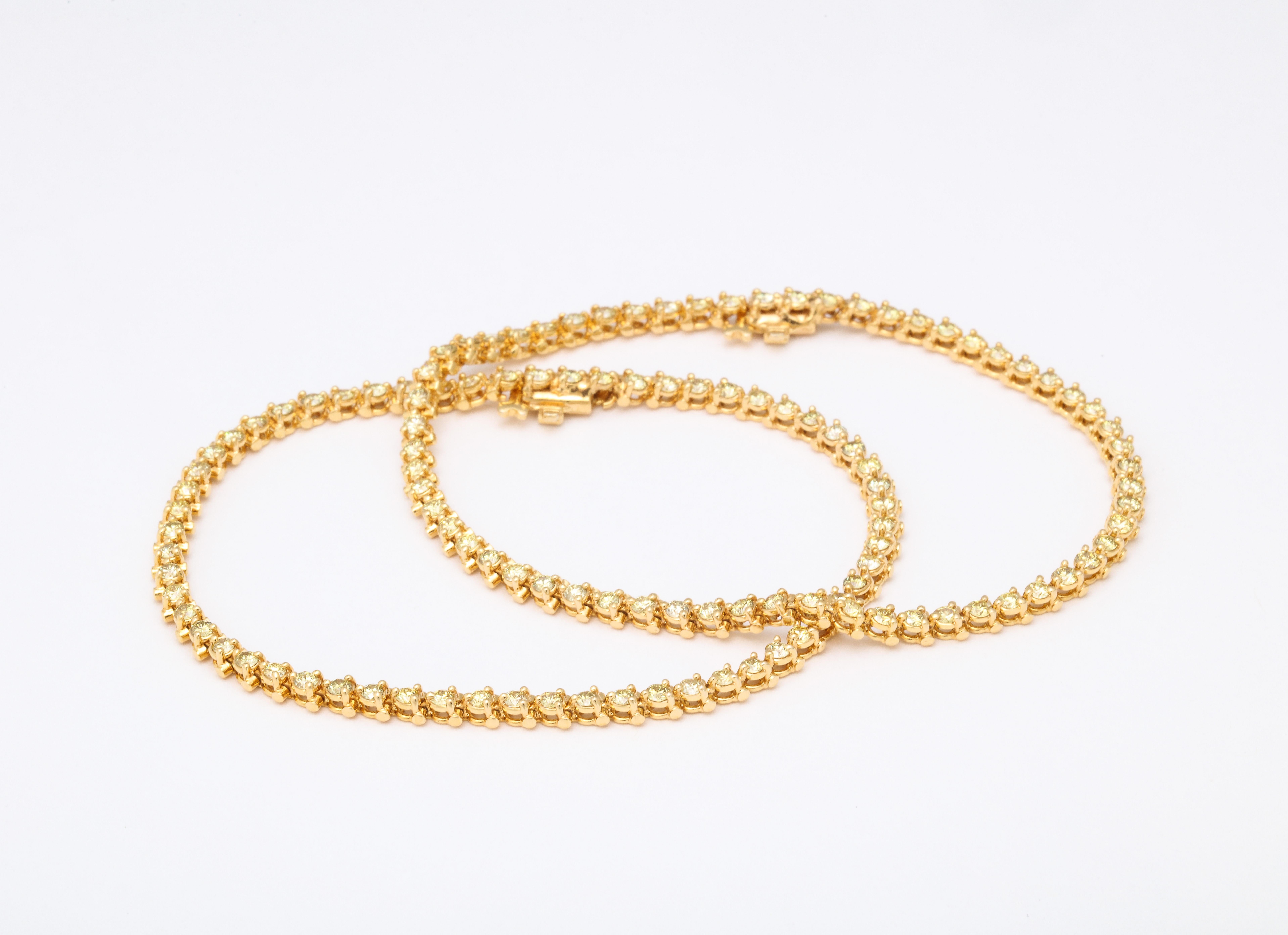 Yellow Diamond Bracelets In New Condition For Sale In New York, NY