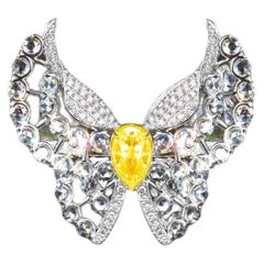 Butterfly Trio - Tragen: 1ct Drop - Shaped Yellow Diamond Mastery