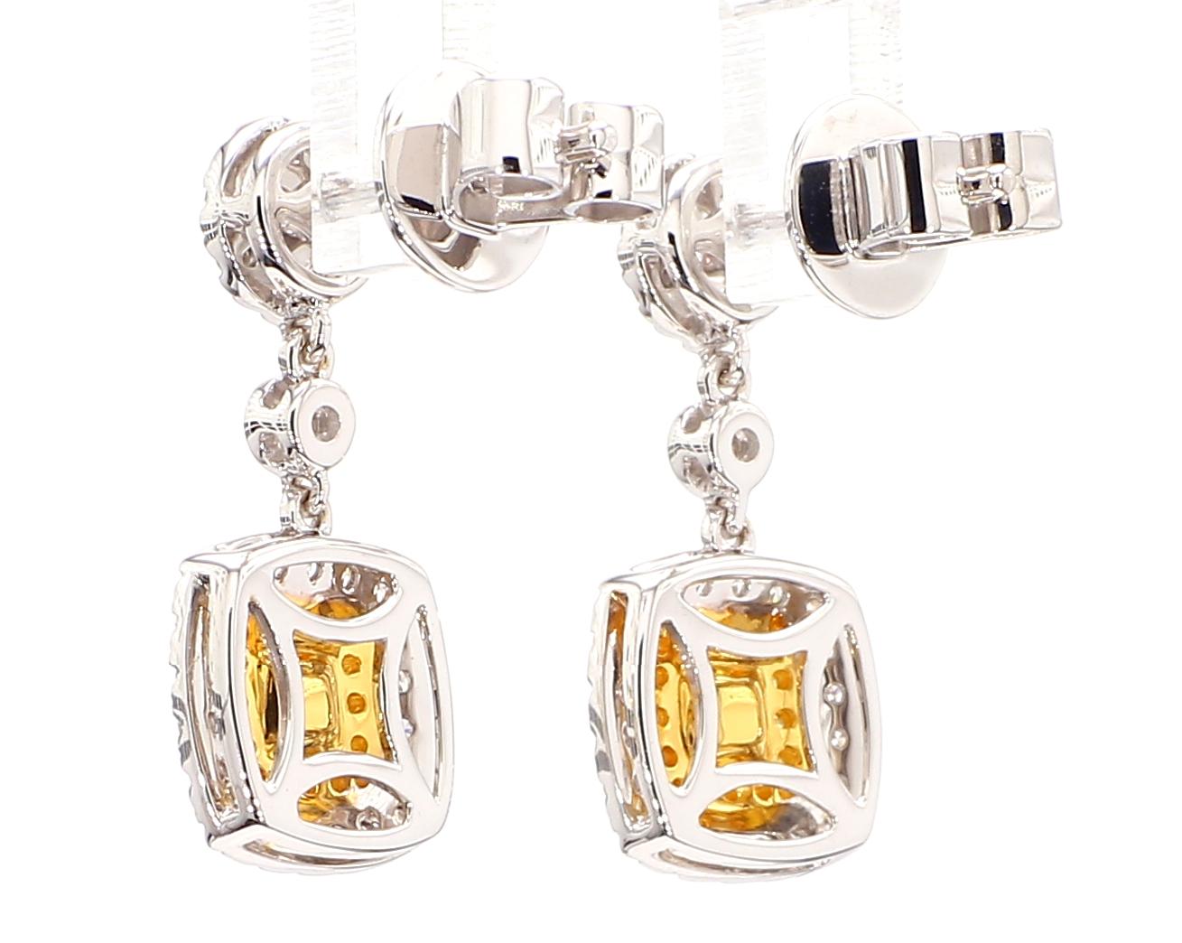 Women's Yellow Diamond Drop Earrings 1.36 Carats Total Weight 18K Gold For Sale