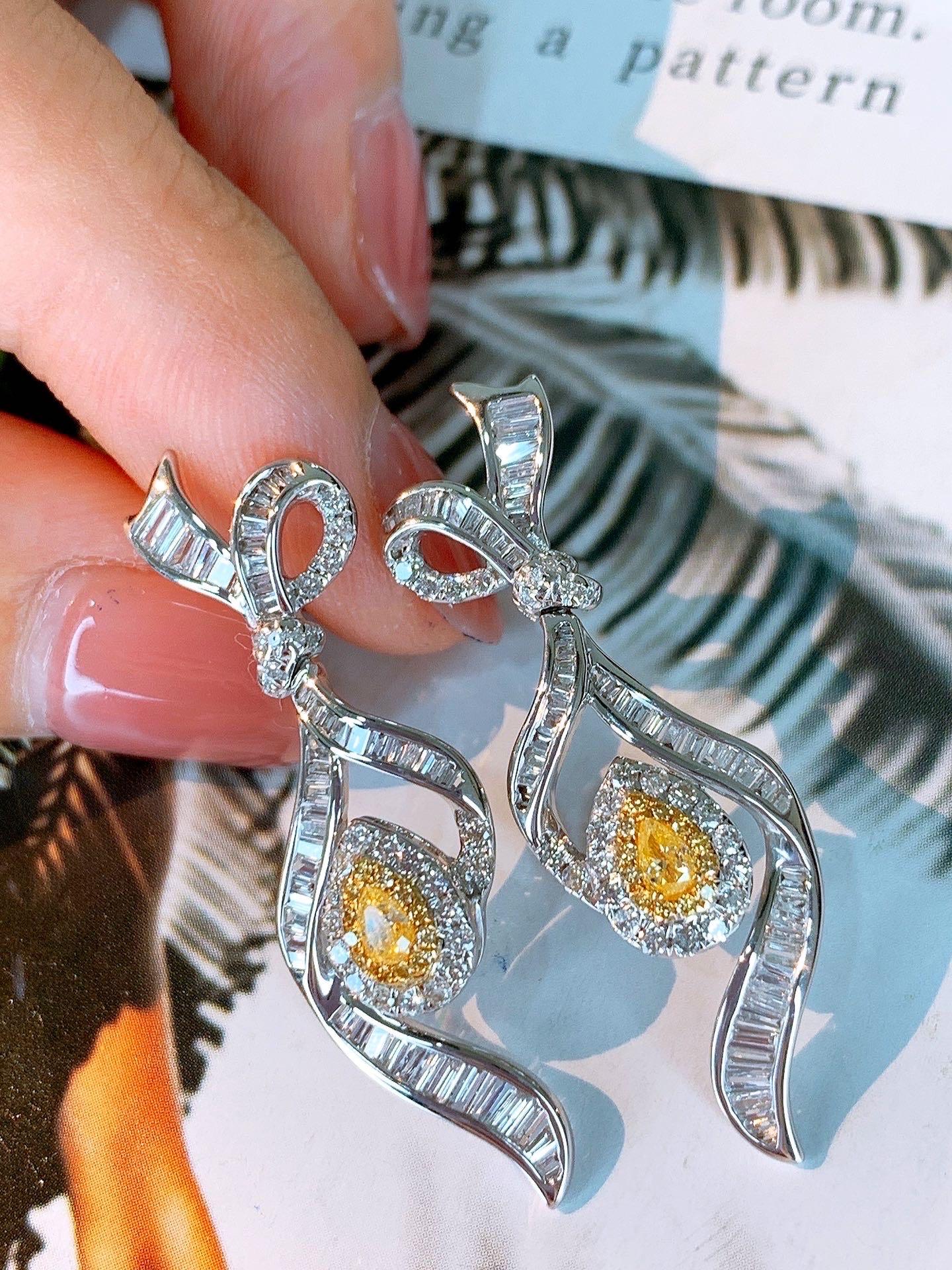 Brilliant Cut Yellow Diamond Earrings 18k White Gold Earring For Sale