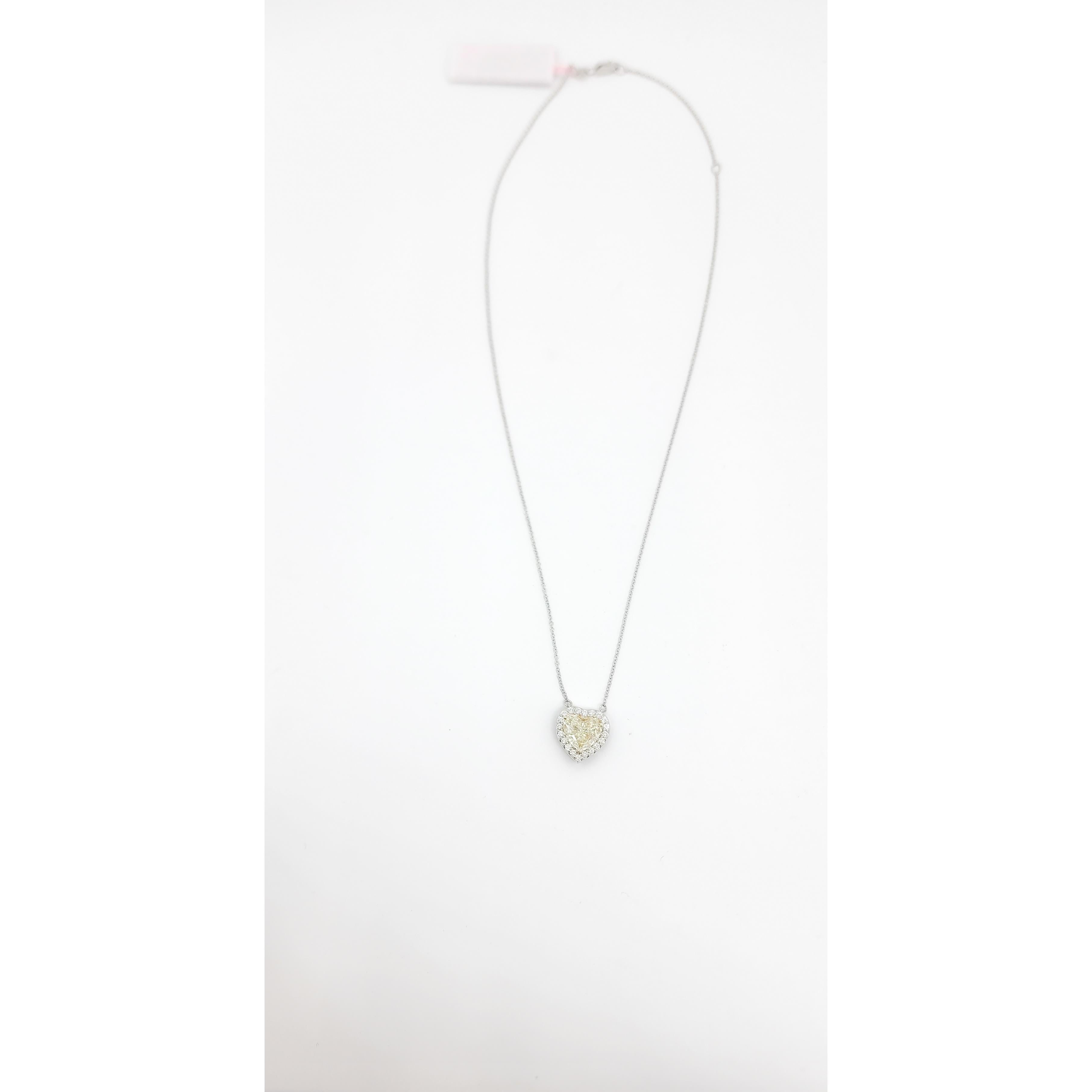 Yellow Diamond Heart and White Diamond Pendant Necklace in 18k Gold 5