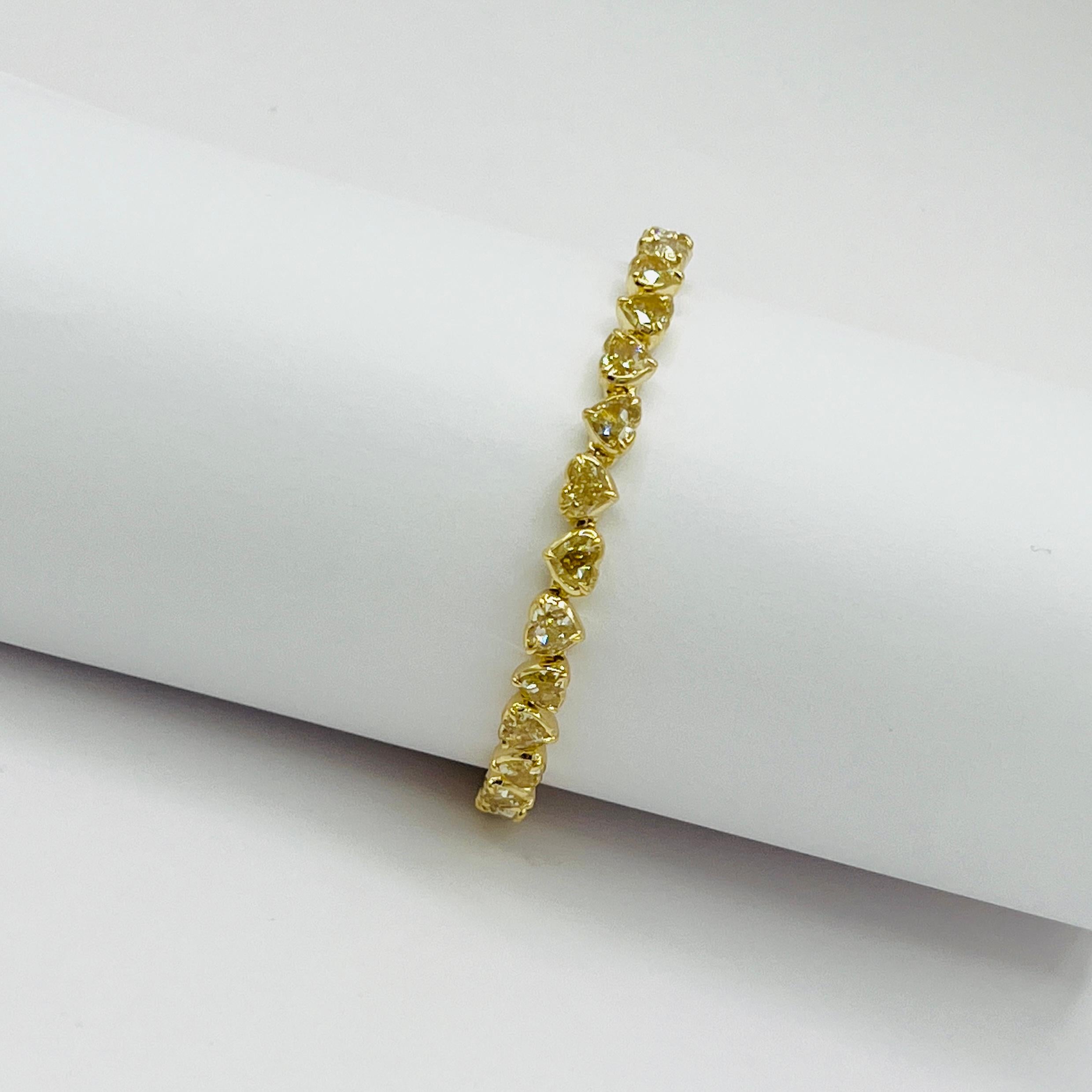 Bracelet cœur en or jaune 18 carats et diamants jaunes Unisexe en vente