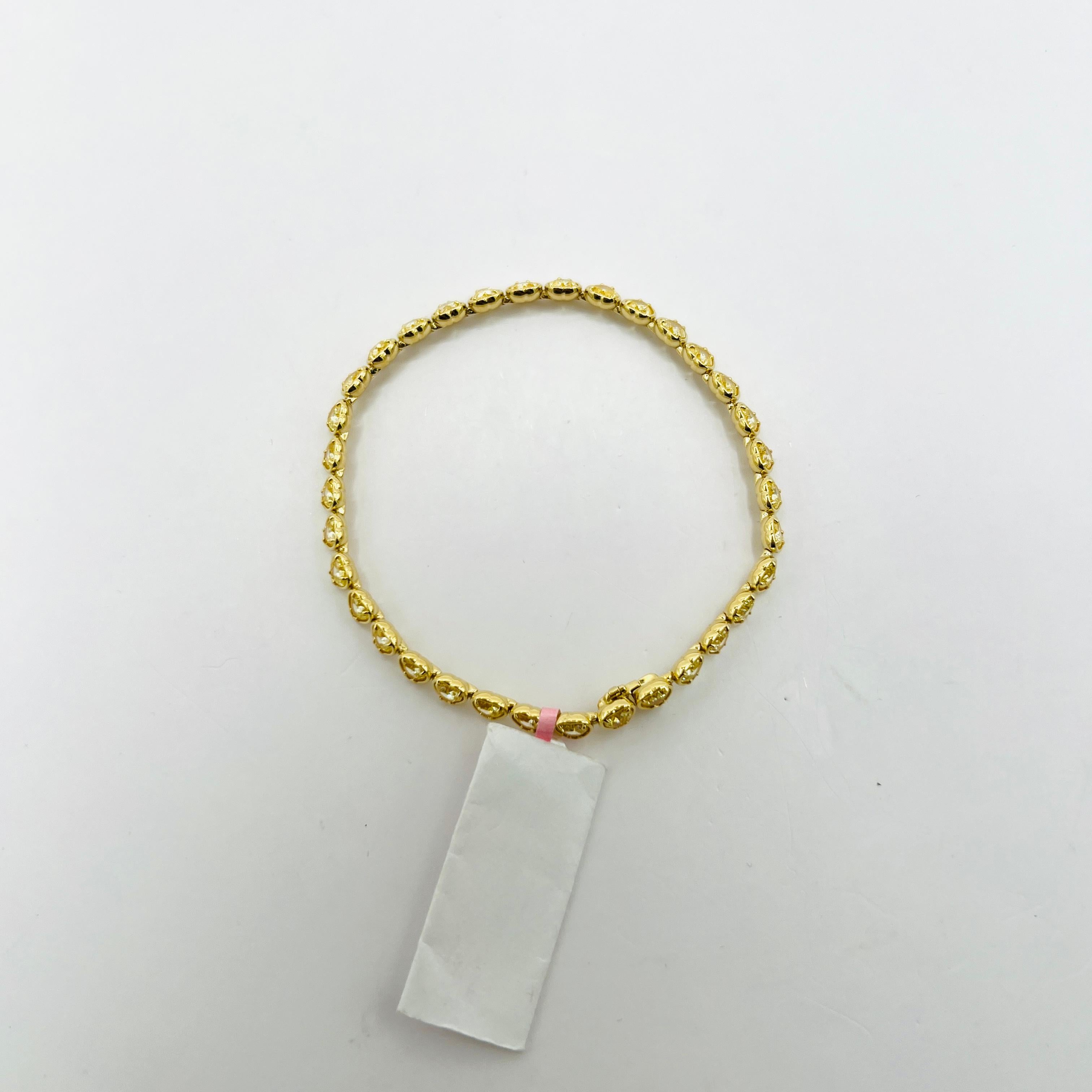 Yellow Diamond Heart Shape Tennis Bracelet in 18K Yellow Gold 4