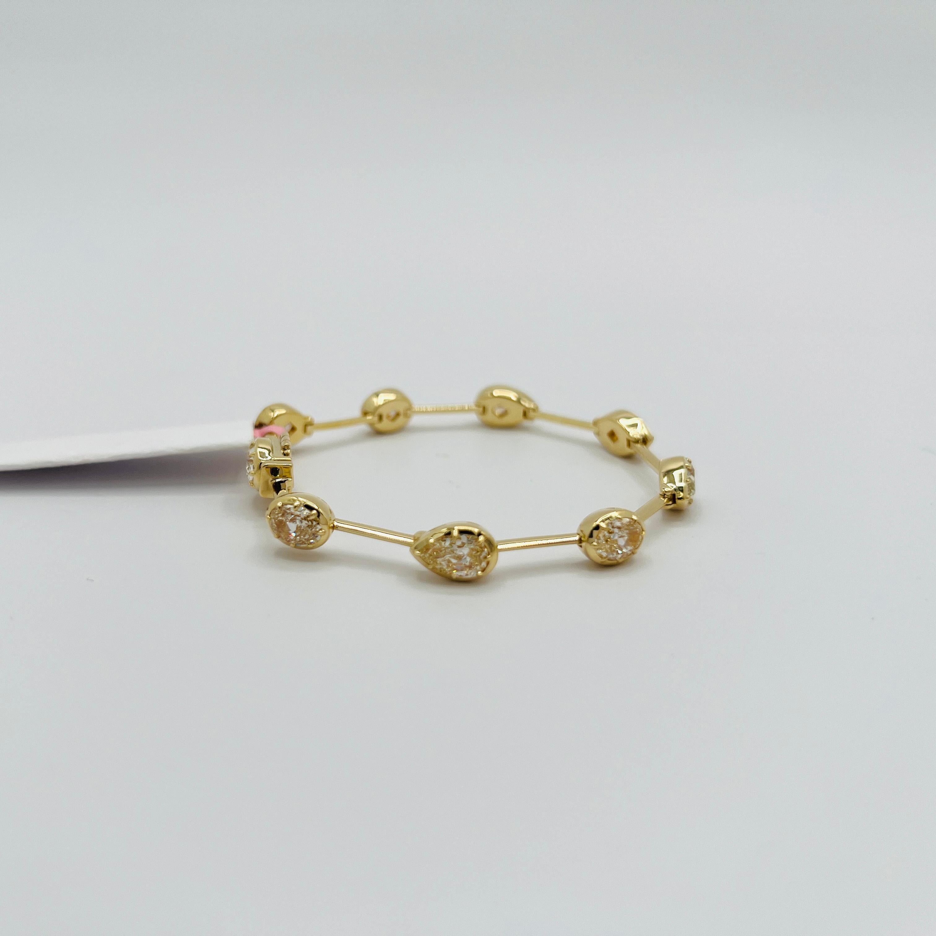 Pulsera de bisel y garras con forma mixta de diamantes amarillos en oro amarillo de 18 quilates en venta 1