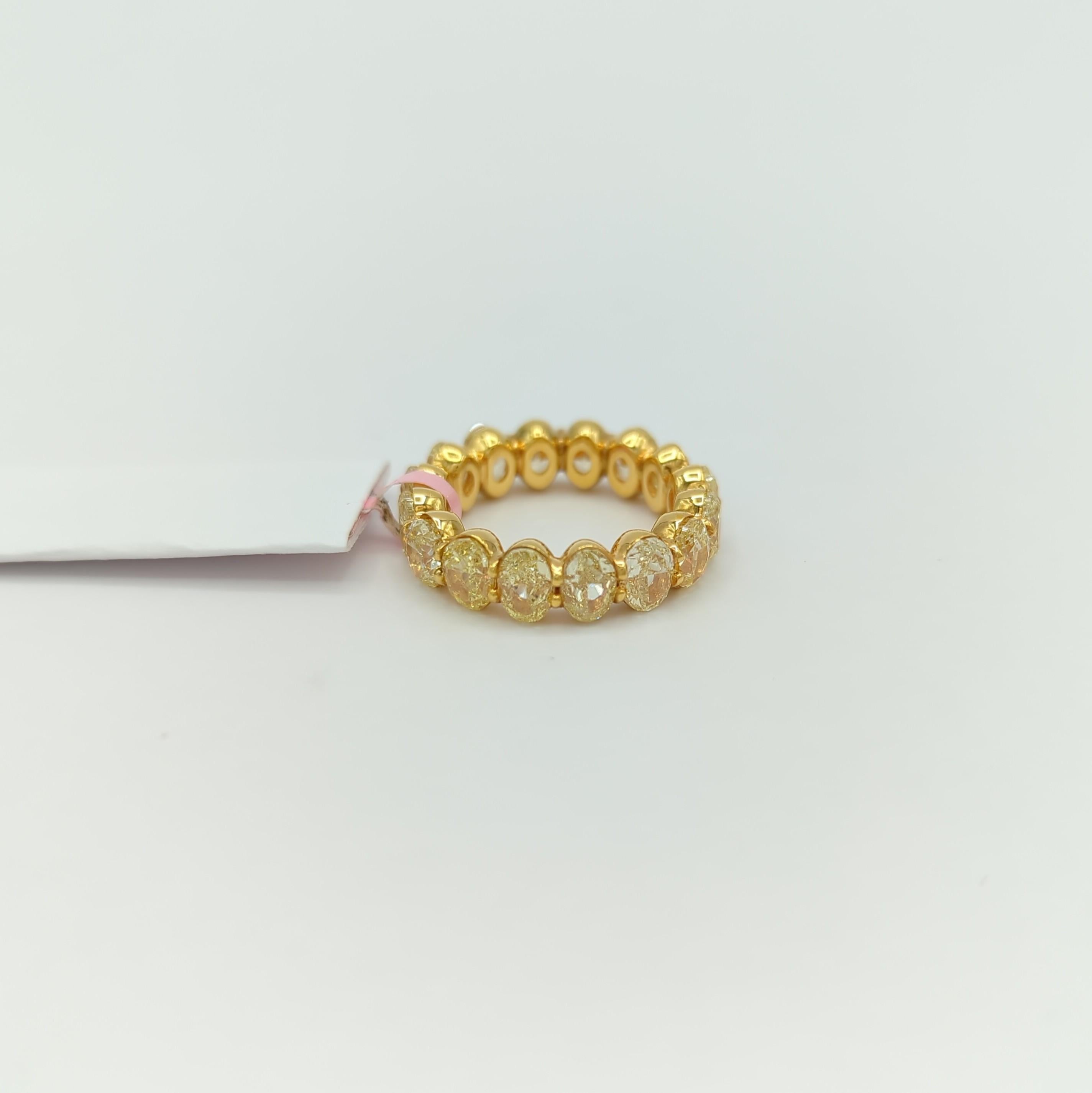 Yellow Diamond Oval Eternity Band Ring in 18K Yellow Gold For Sale 1
