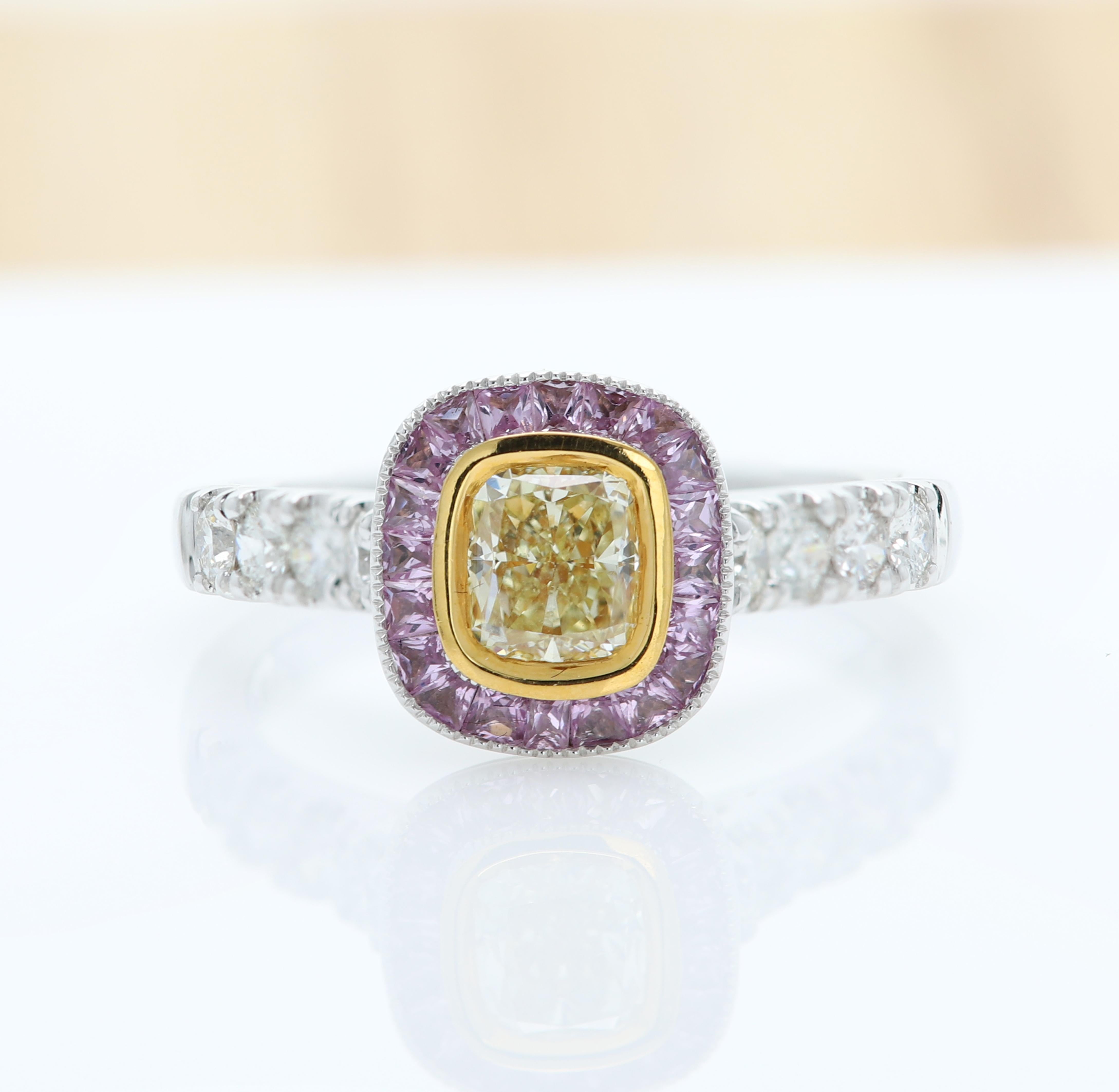 Bague en or bicolore 18 carats et diamants avec diamants jaunes et saphirs violets en vente 2